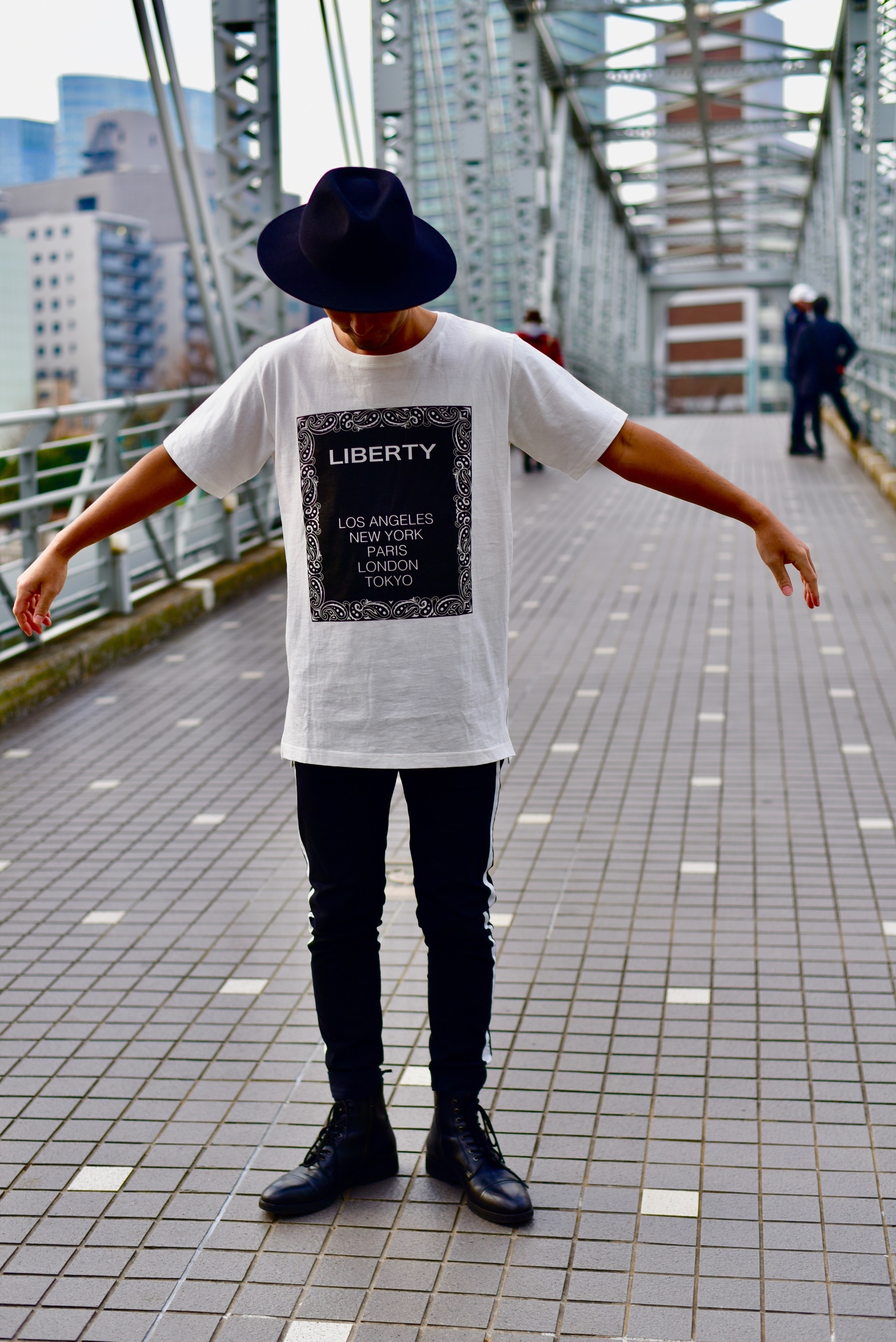 Ribertyロゴ ロング丈tシャツ Teddyco おしゃれな流行りのメンズ