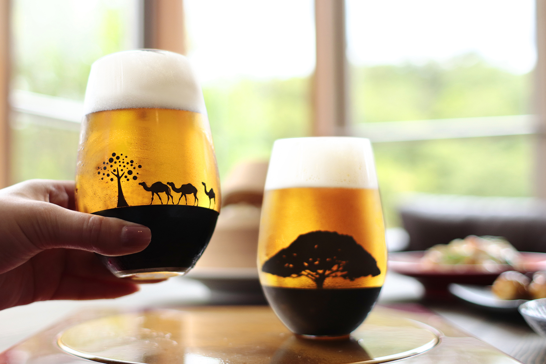 夕日を眺めるグラス ラクダ 紙化粧箱 グラス ビール ハイボール お茶 香港 アフリカ王様 ラクダ オアシス 砂漠 旅行 うっとり ロマンチック気分 インスタ映え 乾杯 両親へのギフト 丸モ高木陶器 オンラインショップ 温度をデザインに 夕日を眺めるグラス ラクダ 紙化粧箱 グラス ビール ハイボール お茶 香港 アフリカ王様 ラクダ オアシス 砂漠 旅行 うっとり ロマンチック気分 インスタ映え 乾杯 両親へのギフト 丸モ高木陶器 オンラインショップ 温度をデザインに