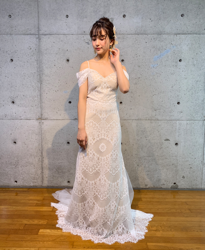 ウエディングドレス オフショルダー 結婚式 ドレス 商品番号 The Urban Blanche 覚王山 ウエディングドレス オフショルダー 結婚式 ドレス 商品番号 The Urban Blanche 覚王山