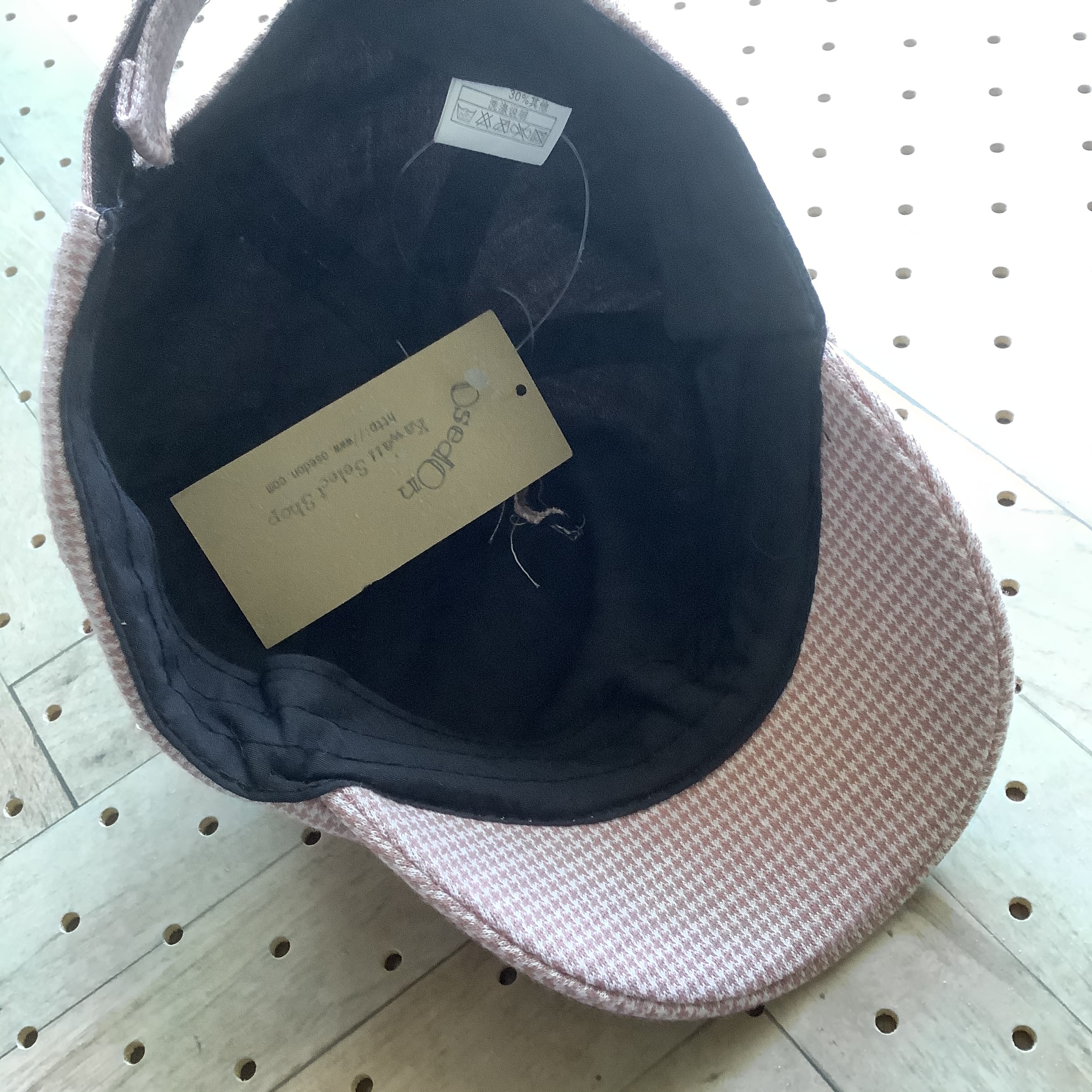 千鳥格子柄ポンポン付きキャップ ピンク 韓国子供服 Osedon 千鳥格子柄ポンポン付きキャップ ピンク 韓国子供服 Osedon