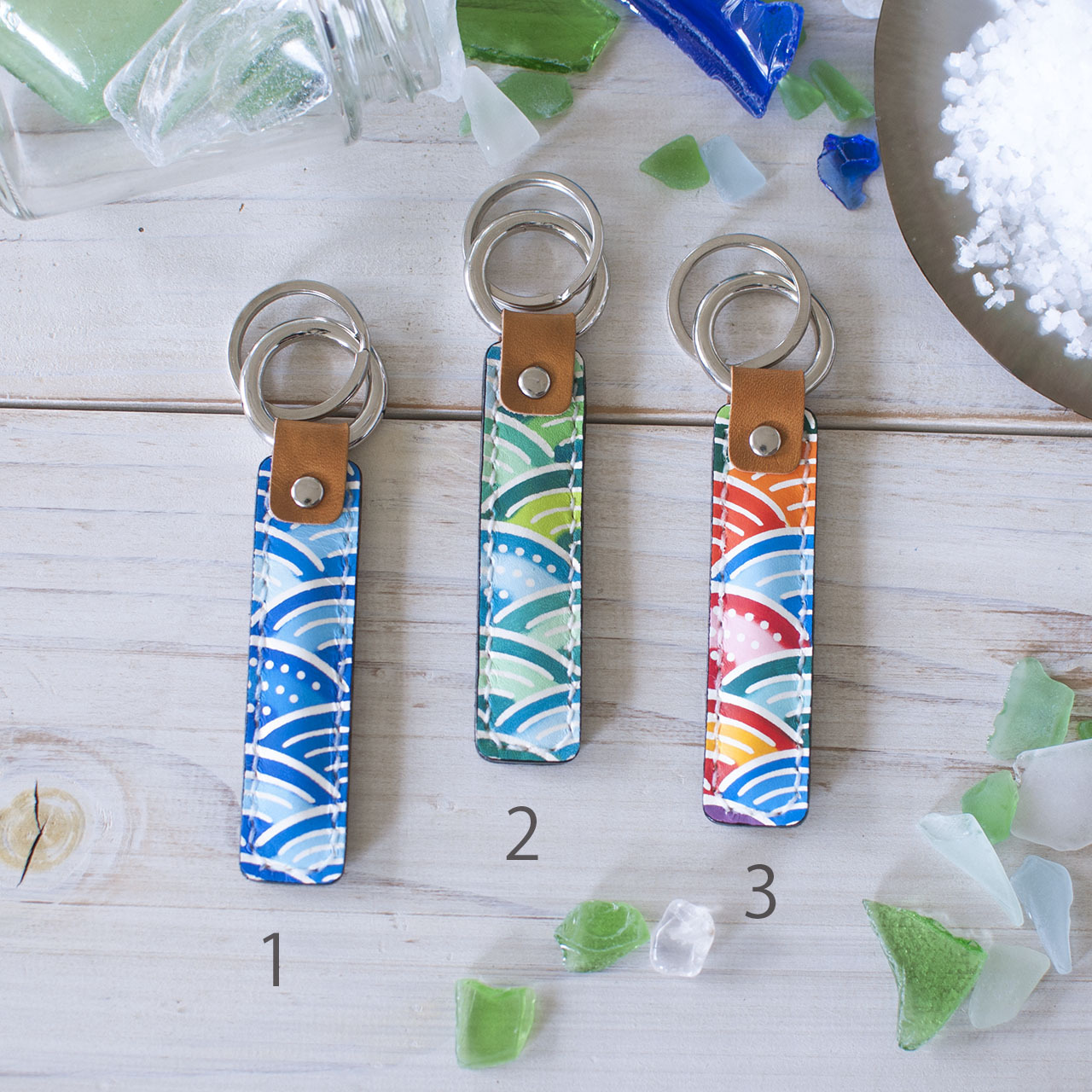 お守り 沖縄 塩 マースキーホルダー 紅型 青海波 いいこと ありそう 沖縄の持ち歩くお守り マースキーホルダー 紅型染め革 青海波 Rakusyou 楽尚 ラクショウ Made In Okinawa Island Japan