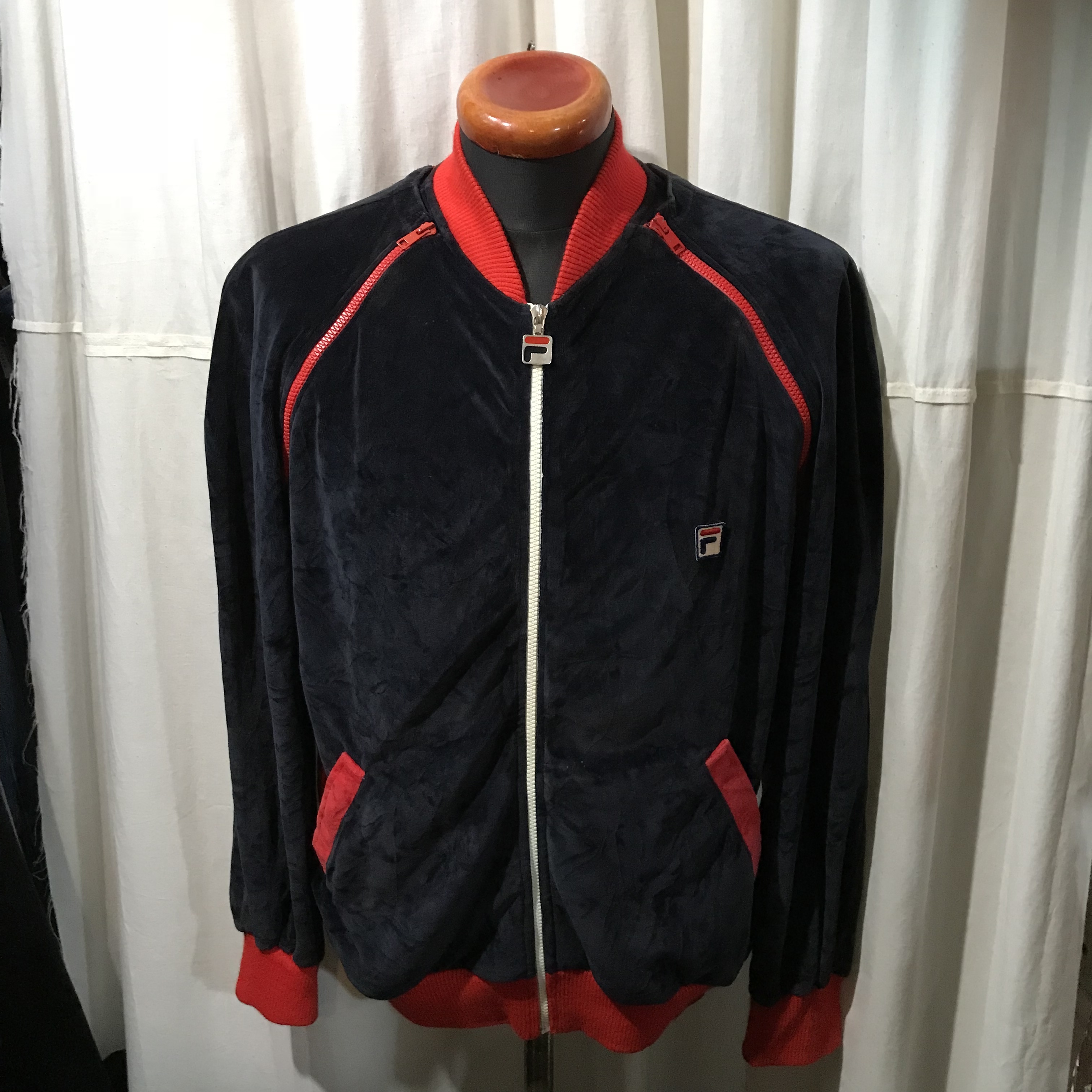 Fila フィラ ベロアトラックジャケット ジャージ メンズl程度 Used Clothing Shyboy Fila フィラ ベロアトラックジャケット ジャージ メンズl程度 Used Clothing Shyboy