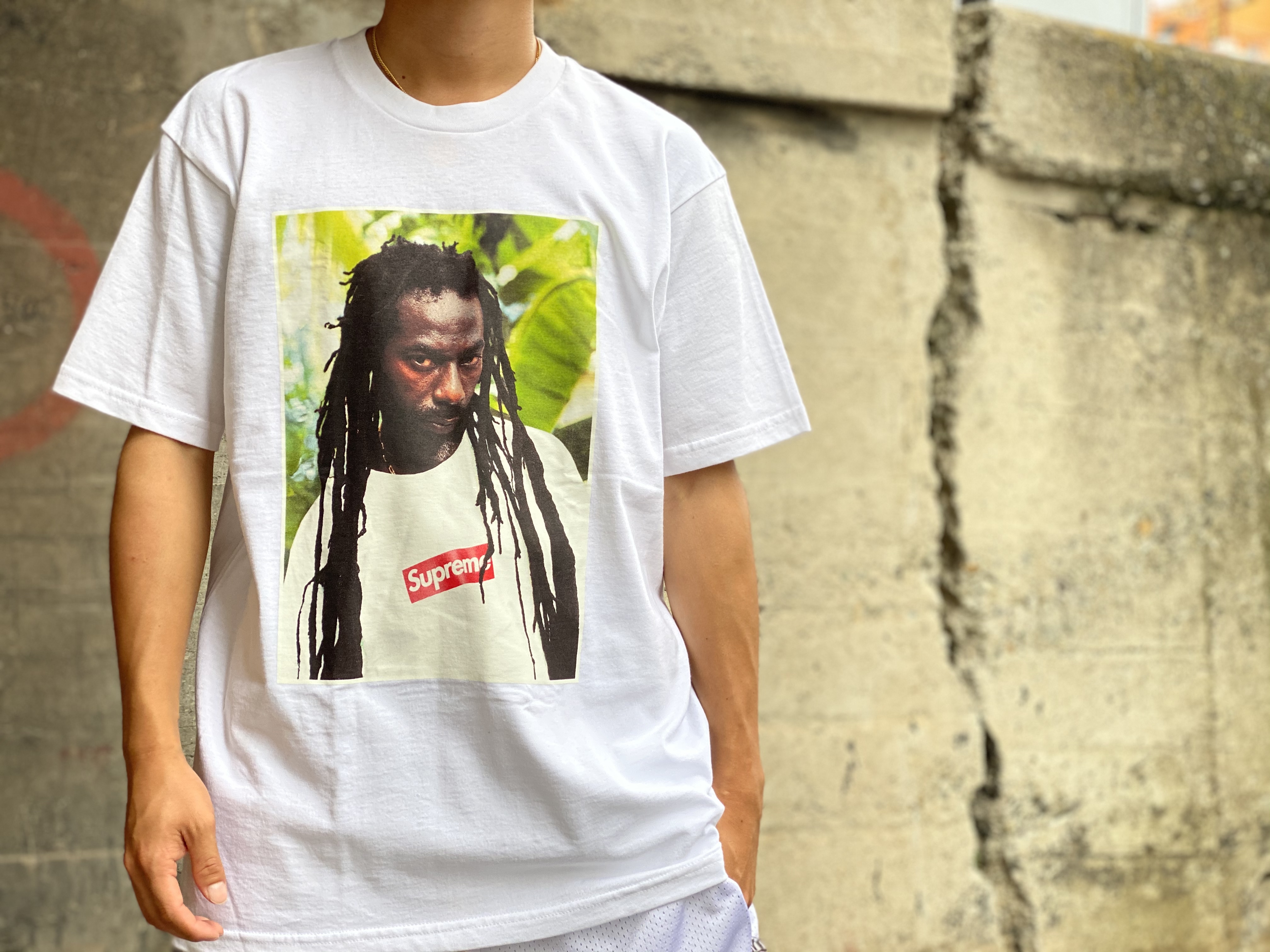 即納最新作 Supreme - Supreme Buju Banton Tee 白 Lサイズの通販 by