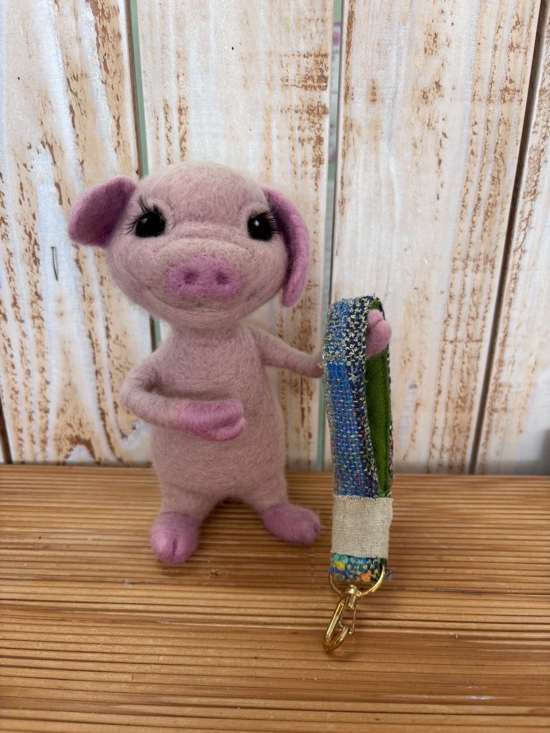 ストラップキーホルダー