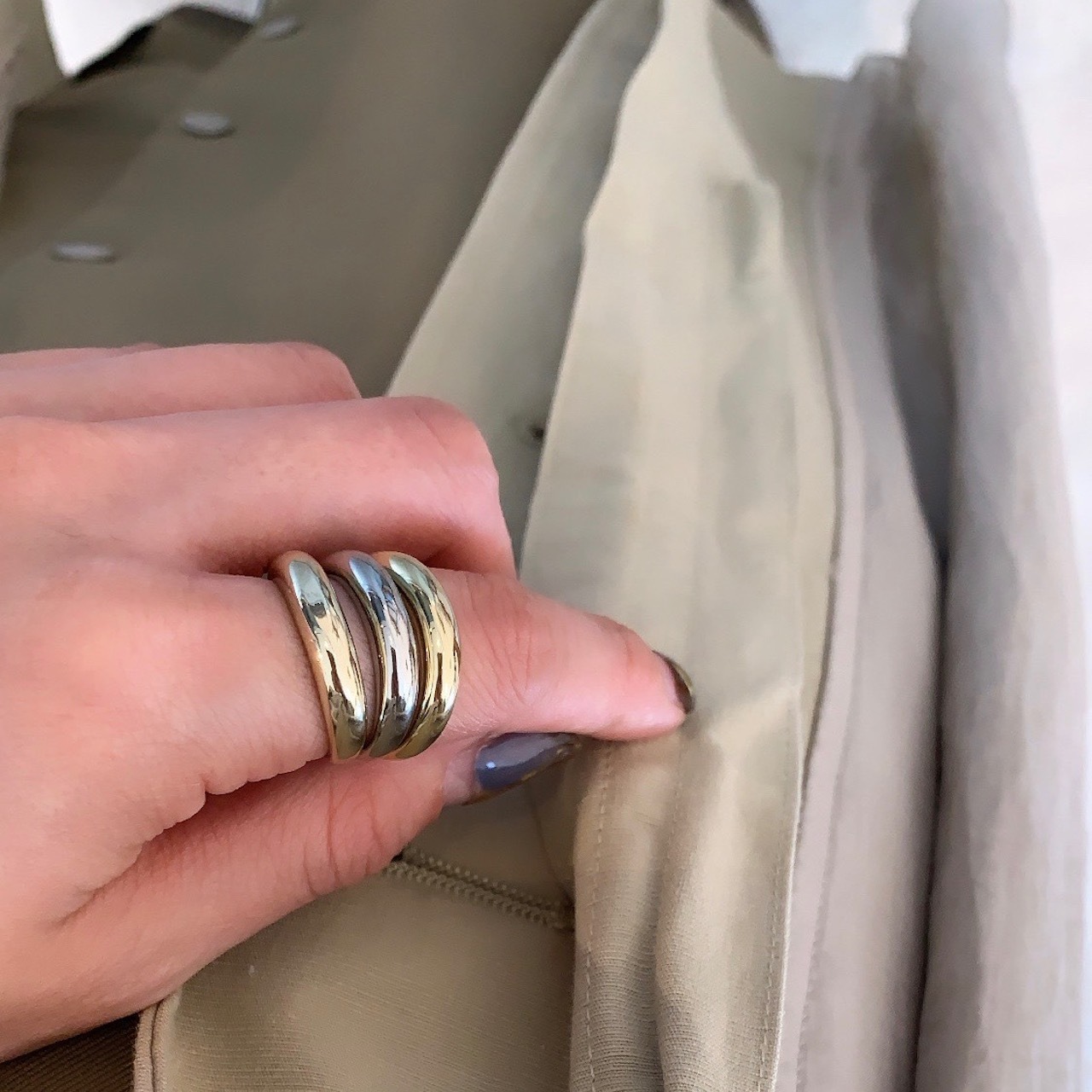 Overlap Mix Ring Ambroom