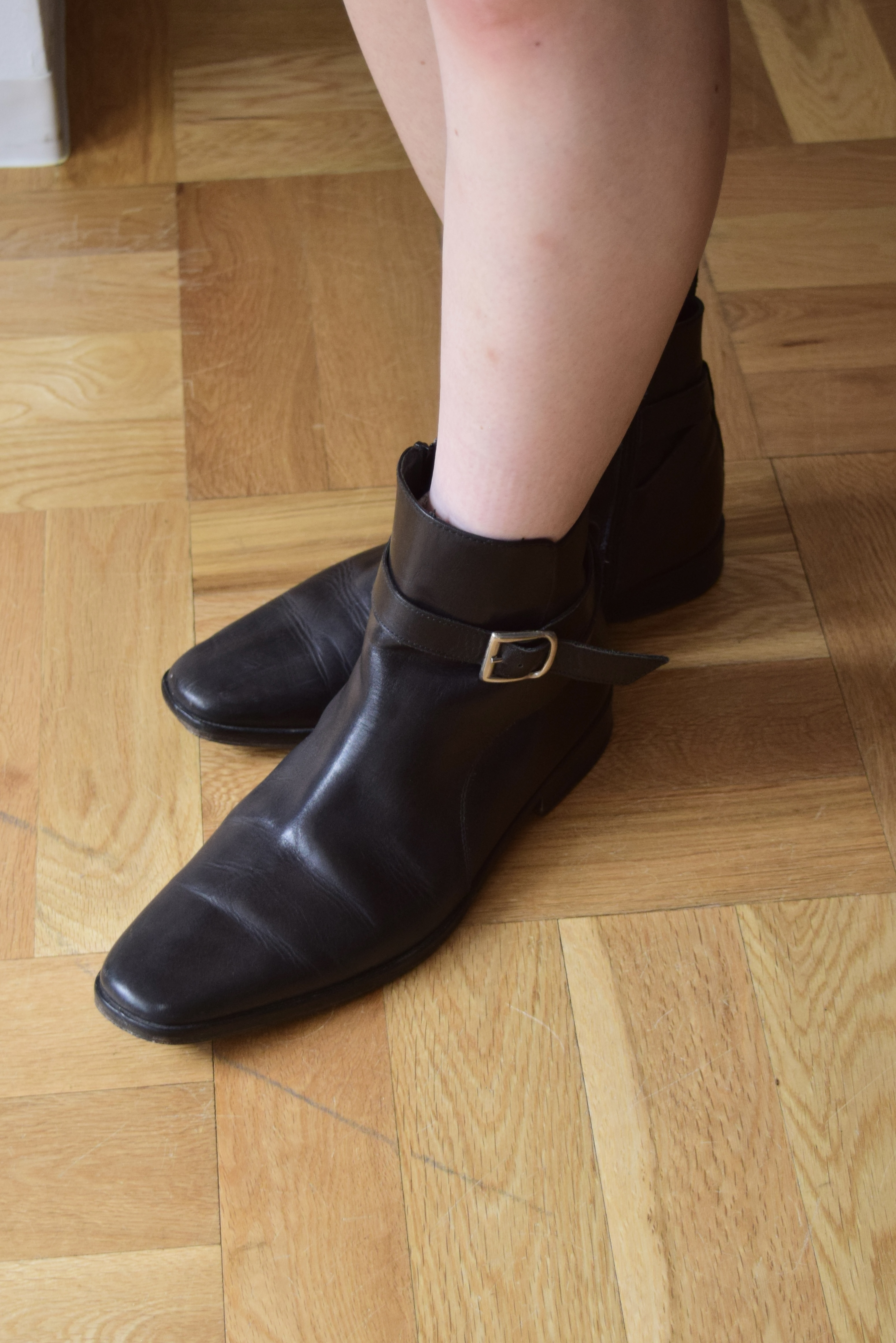 Leather boots