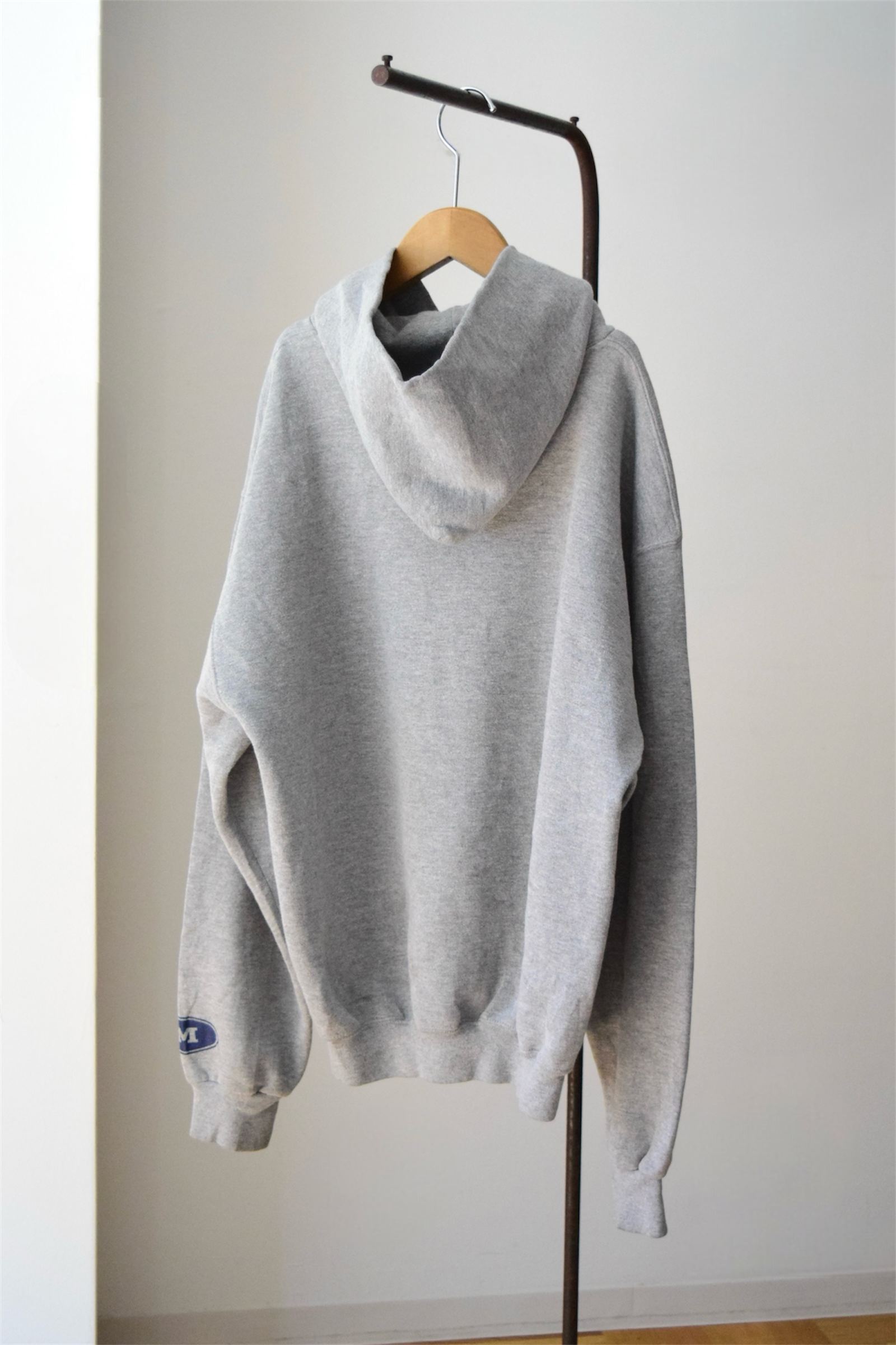 “RUSSEL” Sweat hoodies の画像 2