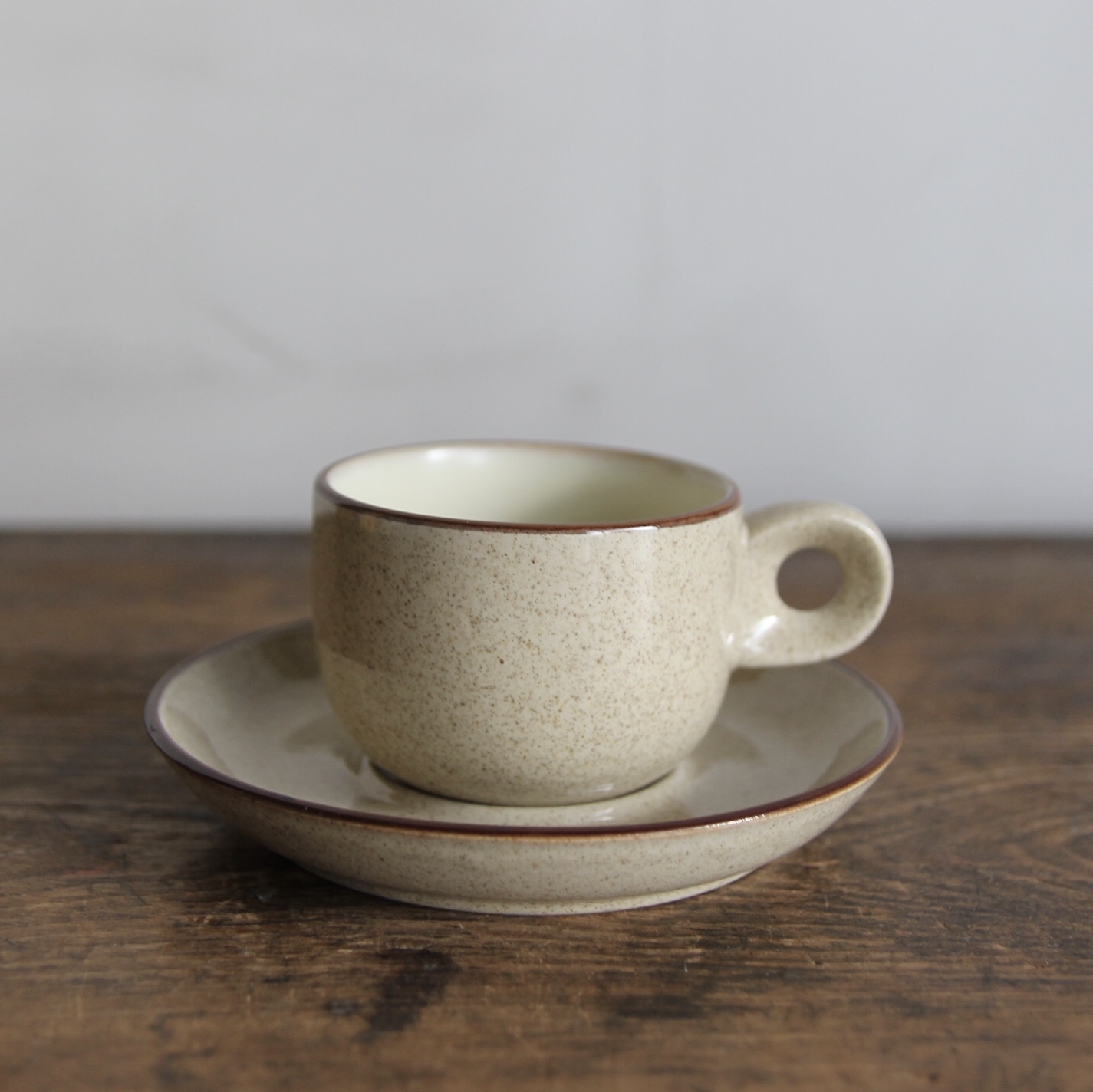 ノリタケ Folkstone デミタスカップ ソーサー 在庫1脚 古道具 ソルト ノリタケ Folkstone デミタスカップ ソーサー 在庫1脚 古道具 ソルト