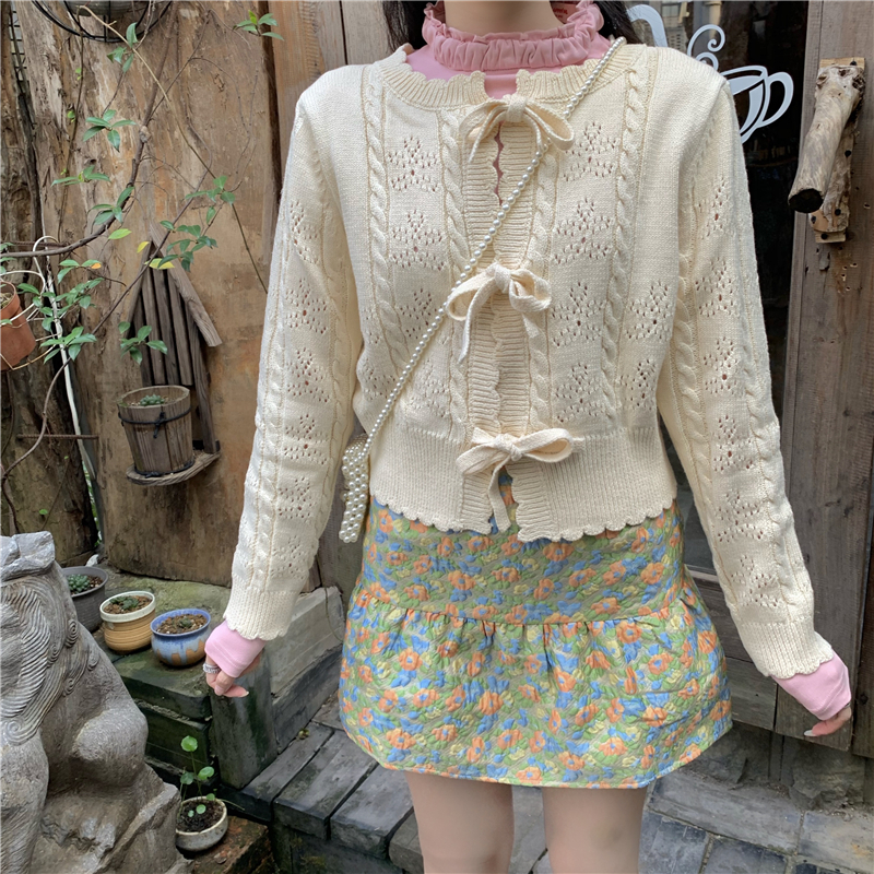 送料無料 カーディガン トップス 長袖 ニットカーディガン リボン ガーリー キュート 大人可愛い ナチュラル フェミニン レトロ 春夏 デート 女子会 モテコーデ デイリー 着まわし 通勤 通学 学生 原宿系 旅行 Eine Katze