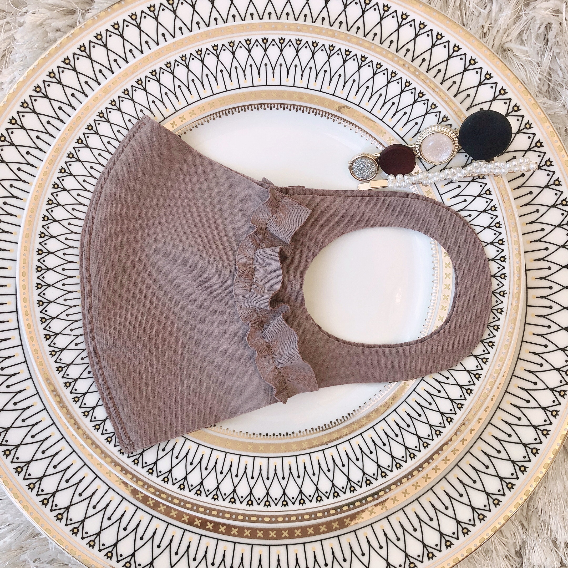 もっちり素材 シンプルフリルマスク ココア Montresor