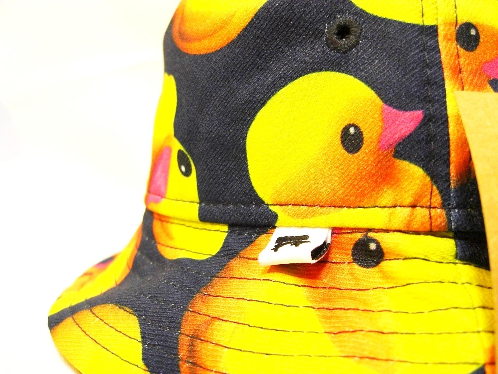 SHAW PARK RUBBER DUCK BUCKET HAT cultivate