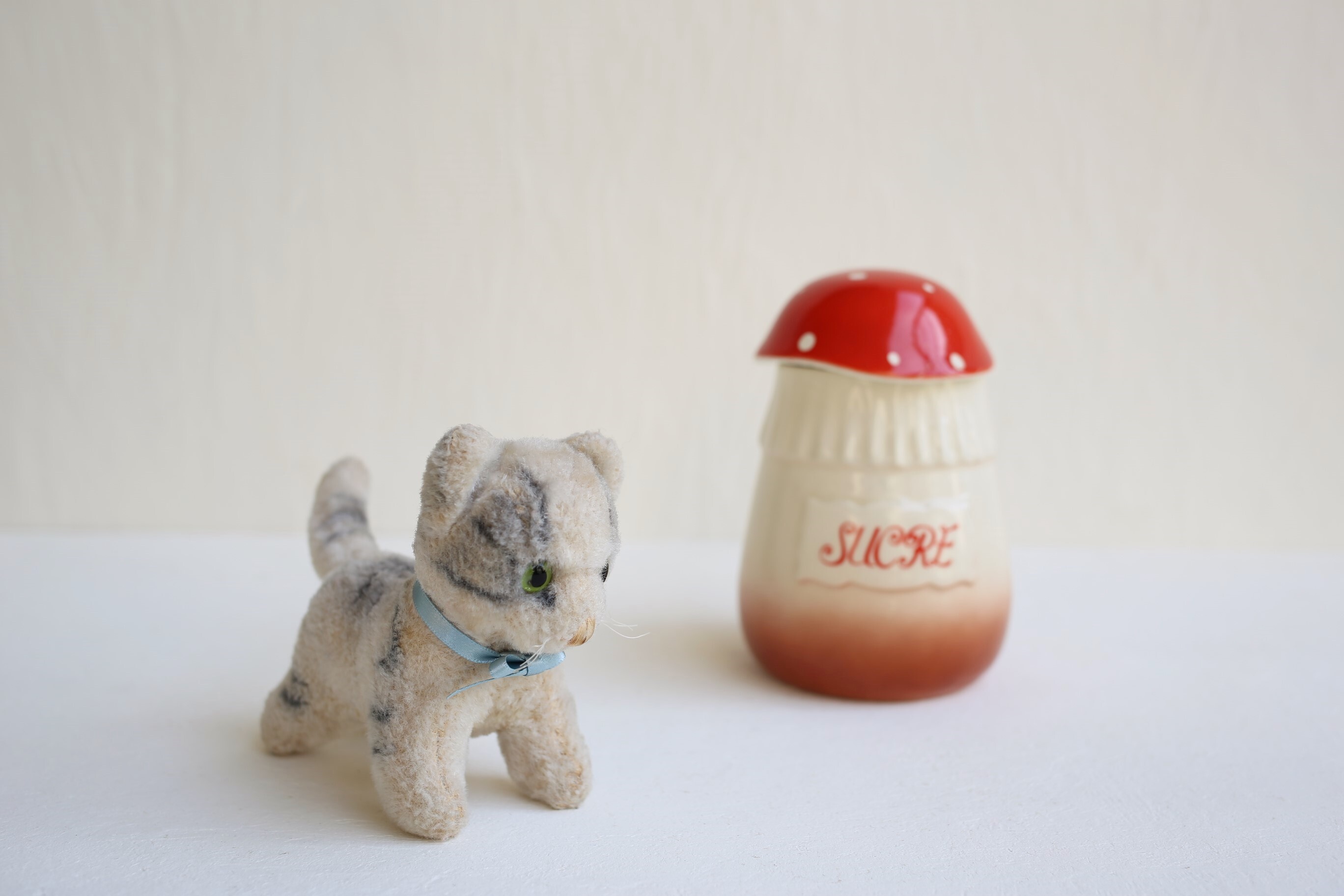 ドイツ アンティーク ヴィンテージ ぬいぐるみ ネコ グレー N Emuparis