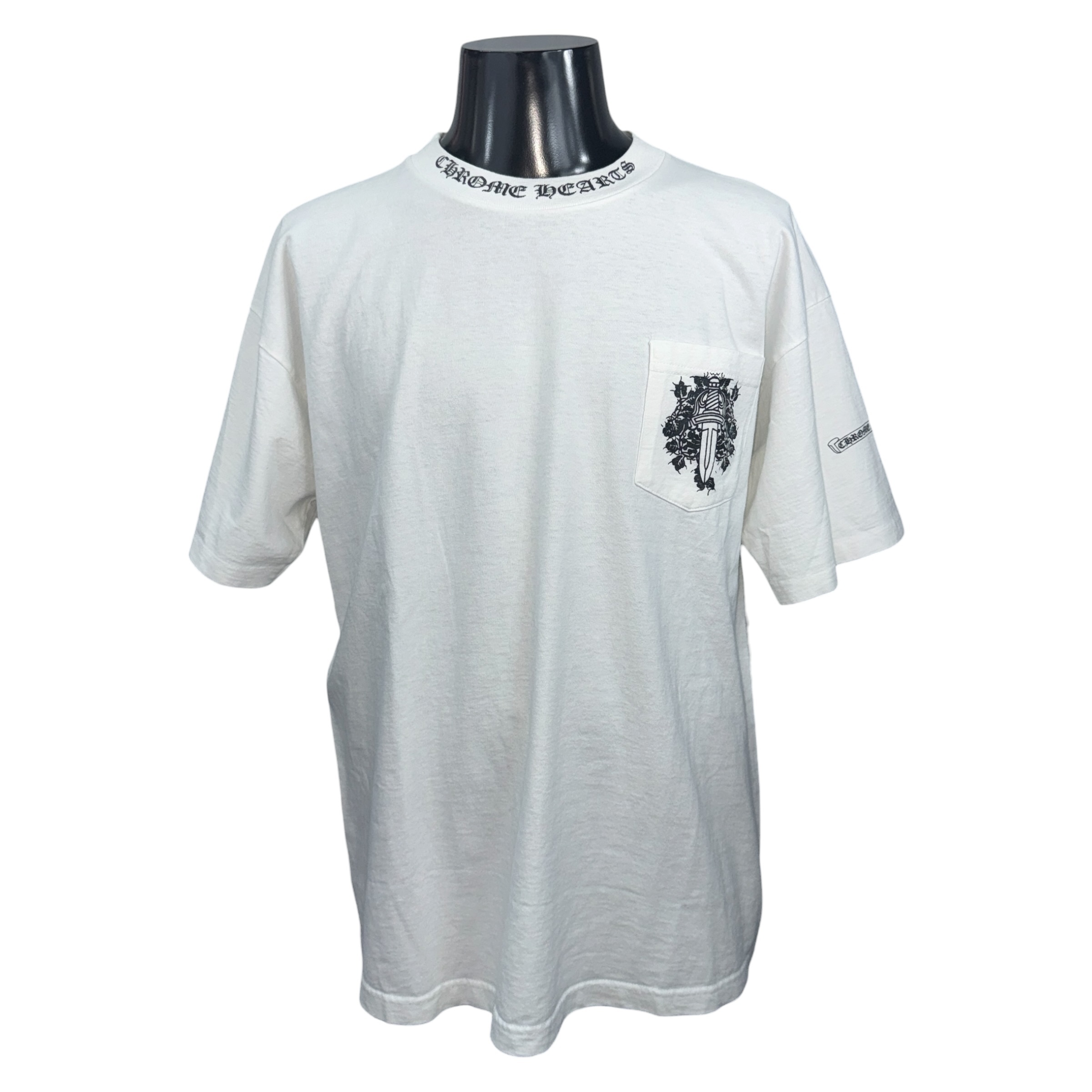 【CHROME HEARTS】オールドネックロゴ “Vine Dagger” ポケット Tシャツ