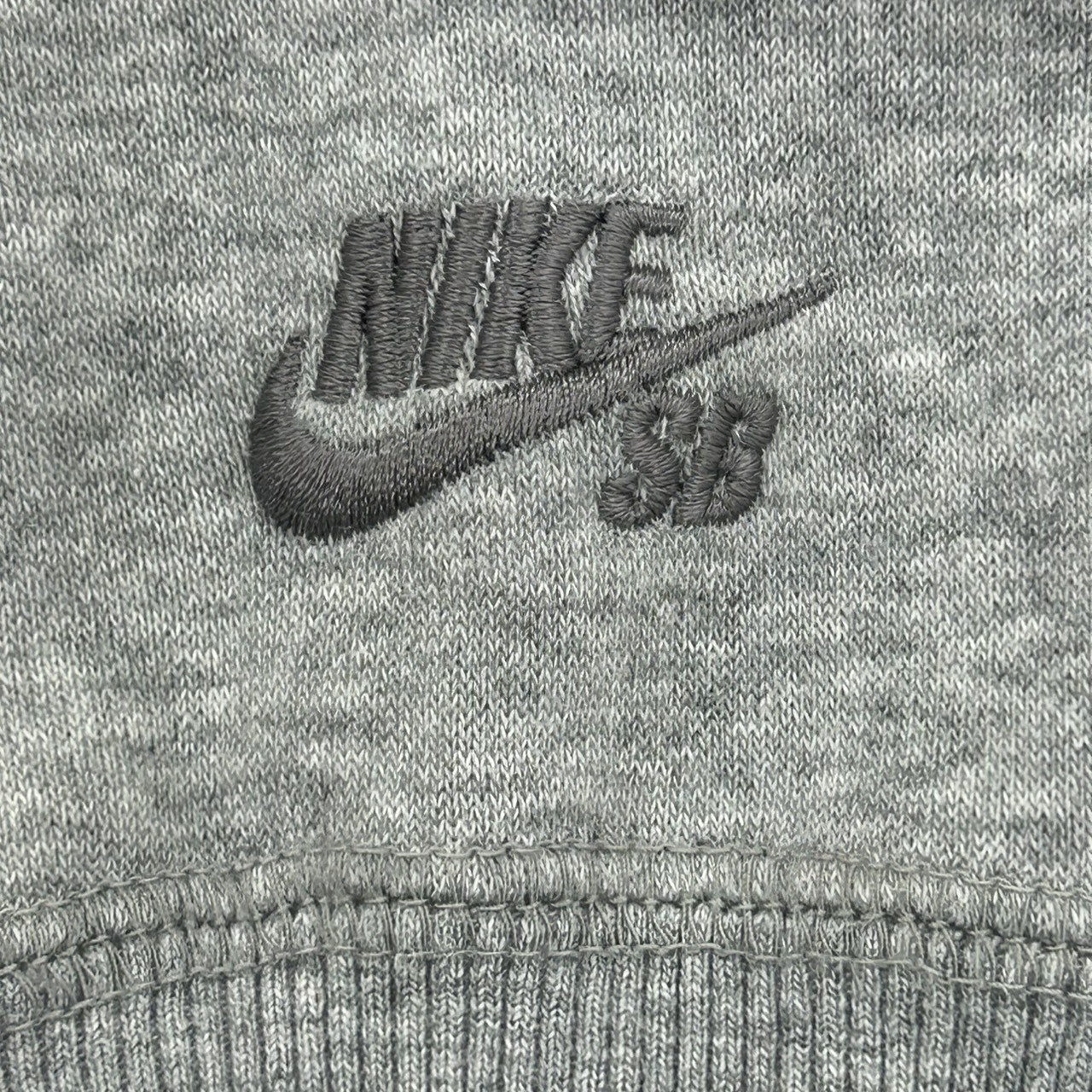 NIKE SB × POLER Dot Graphic Crewneck Sweatshirt Gray L の画像 5