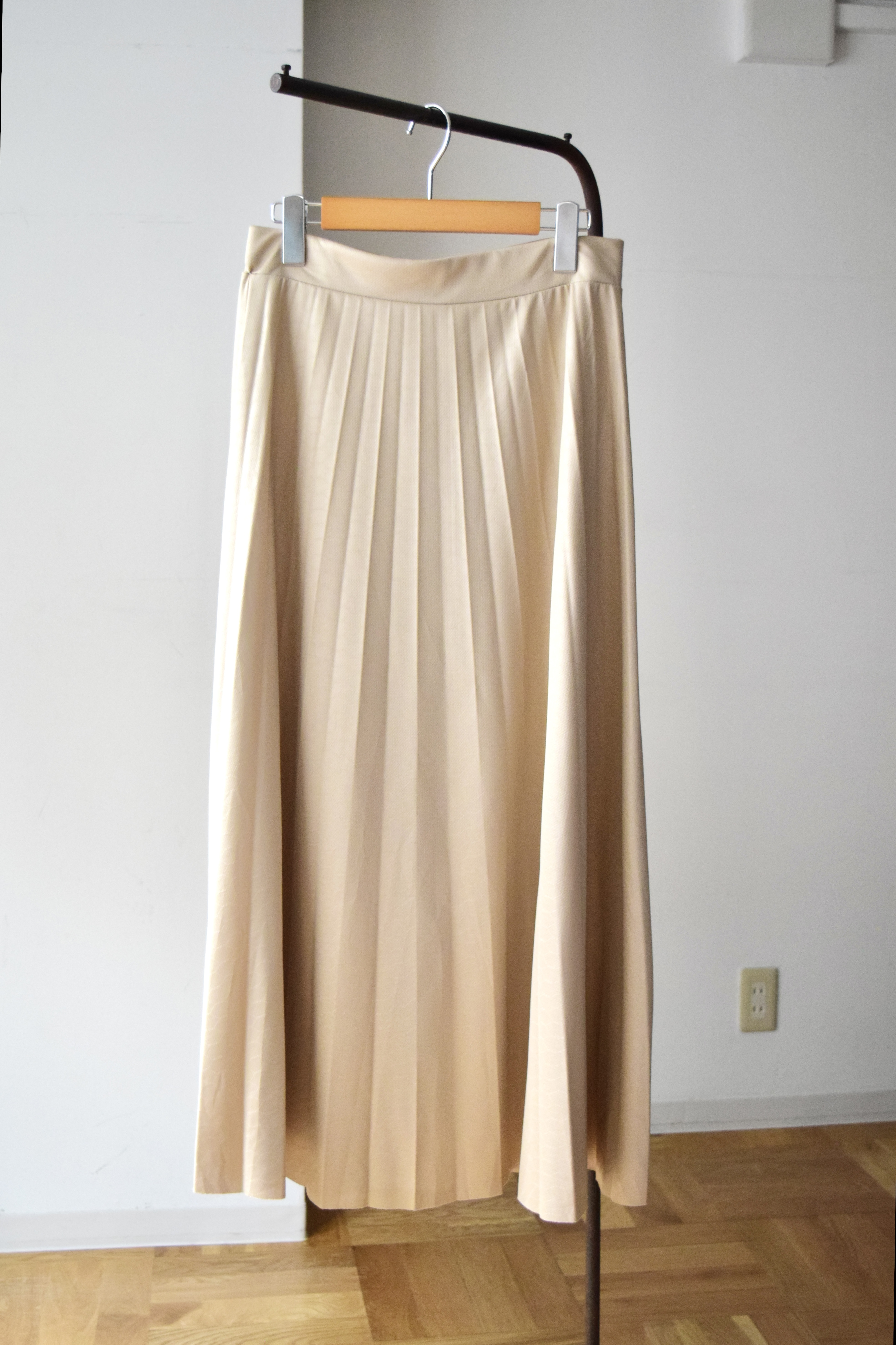 Pleated skirt