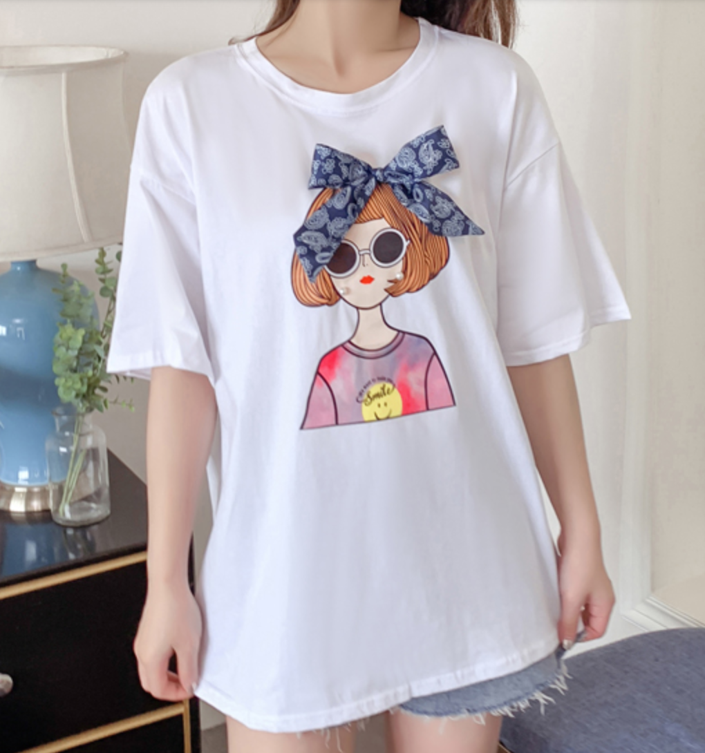 ロゴ Tシャツ かわいい 夏 カジュアル ペイズリー リボン シンプル コーデ 女の子 イラスト プリントシャツ 韓国 490 Sweetly