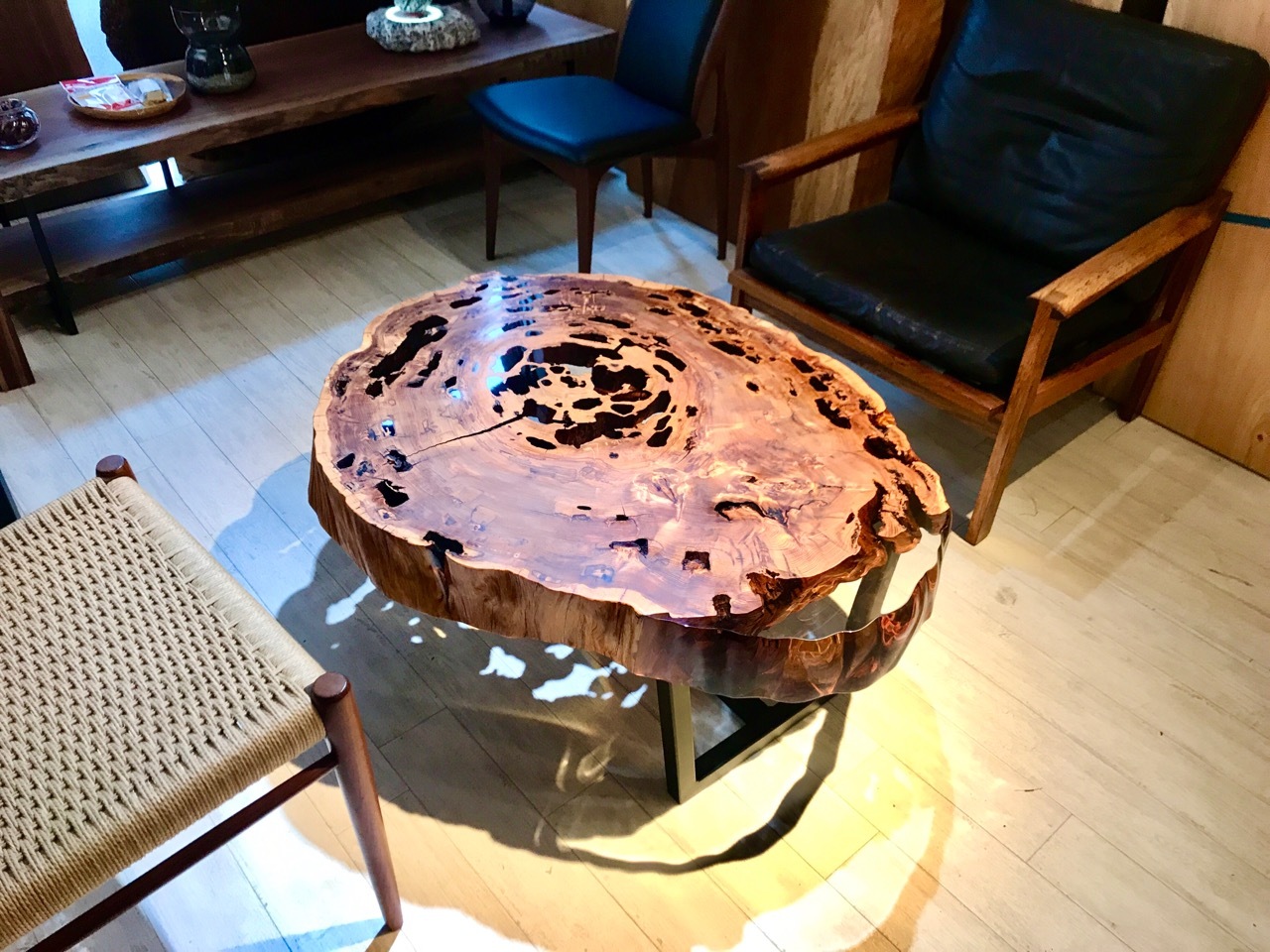 ≪浅草店≫屋久杉 輪切り レジンテーブル 920×730×100 20855 ＜千年家具＞ 無垢一枚板テーブル専門店 ｜在庫2000枚以上