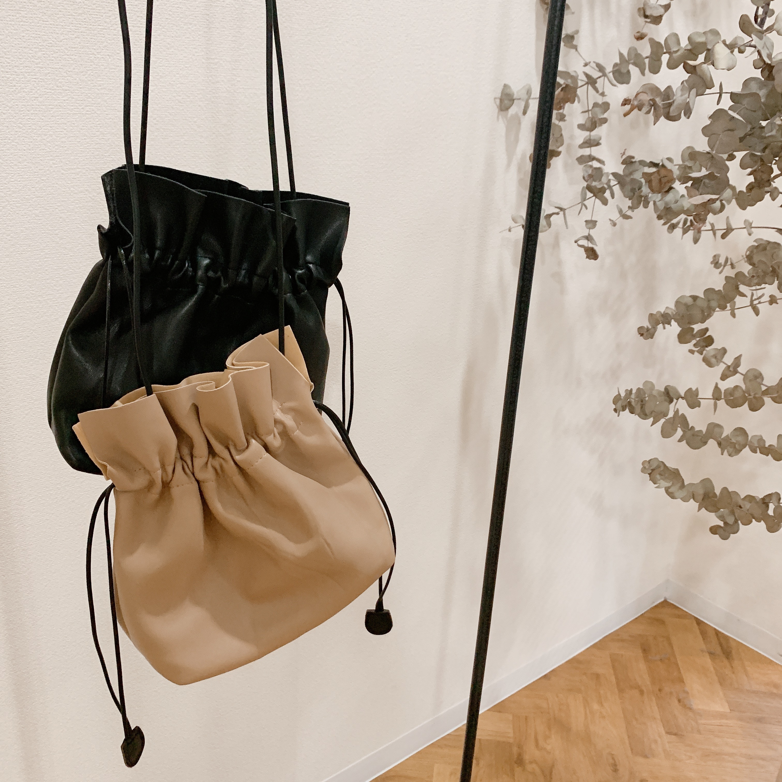 75 巾着 ショルダー バッグ 人気のファッショントレンド