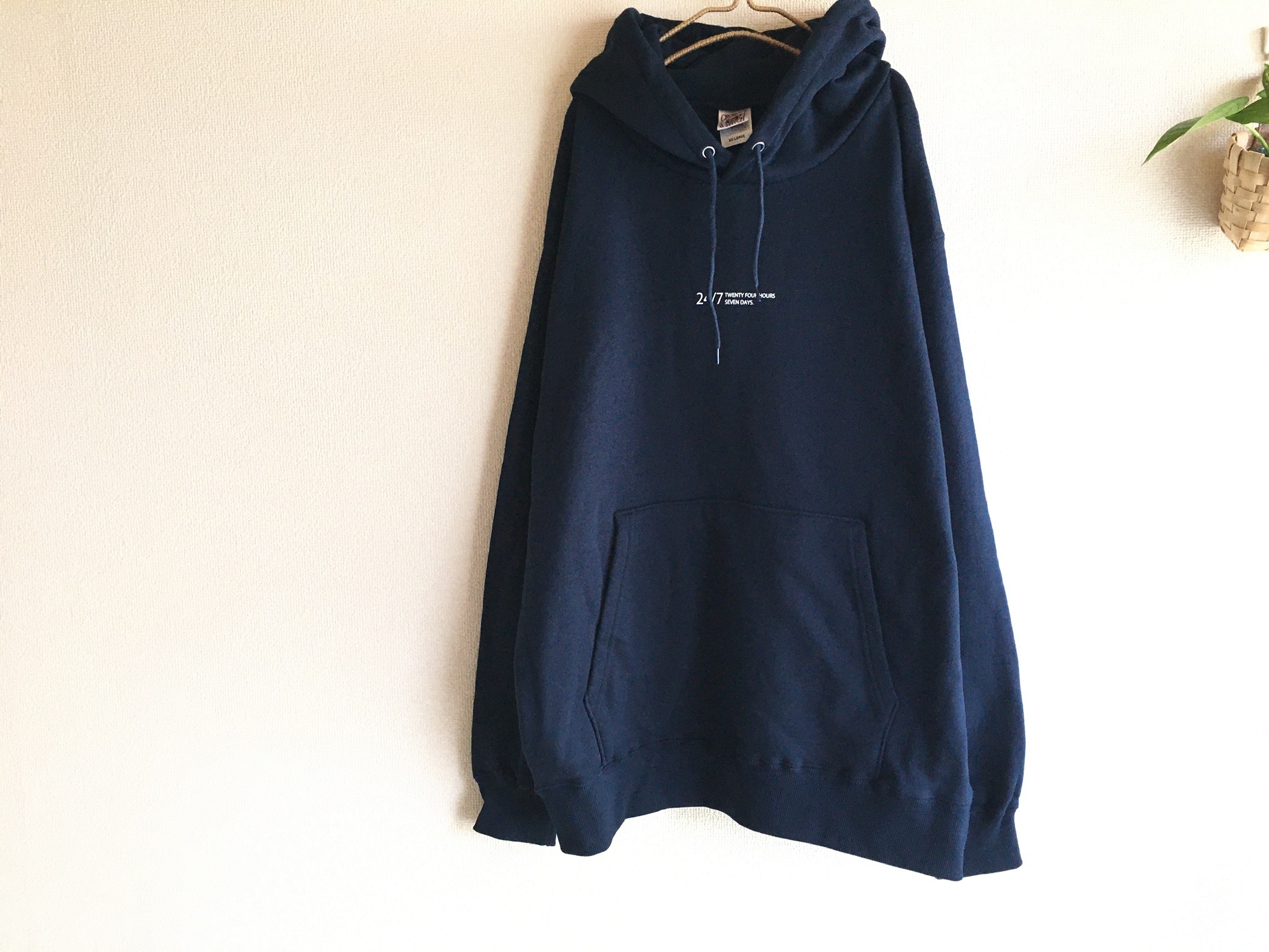 Newシンプルロゴ ビッグプルオーバーパーカー ネイビー メンズxxl 裏パイル Tシャツ パーカーブランド 24 7graphics Newシンプルロゴ ビッグプルオーバーパーカー ネイビー メンズxxl 裏パイル Tシャツ パーカーブランド 24 7graphics