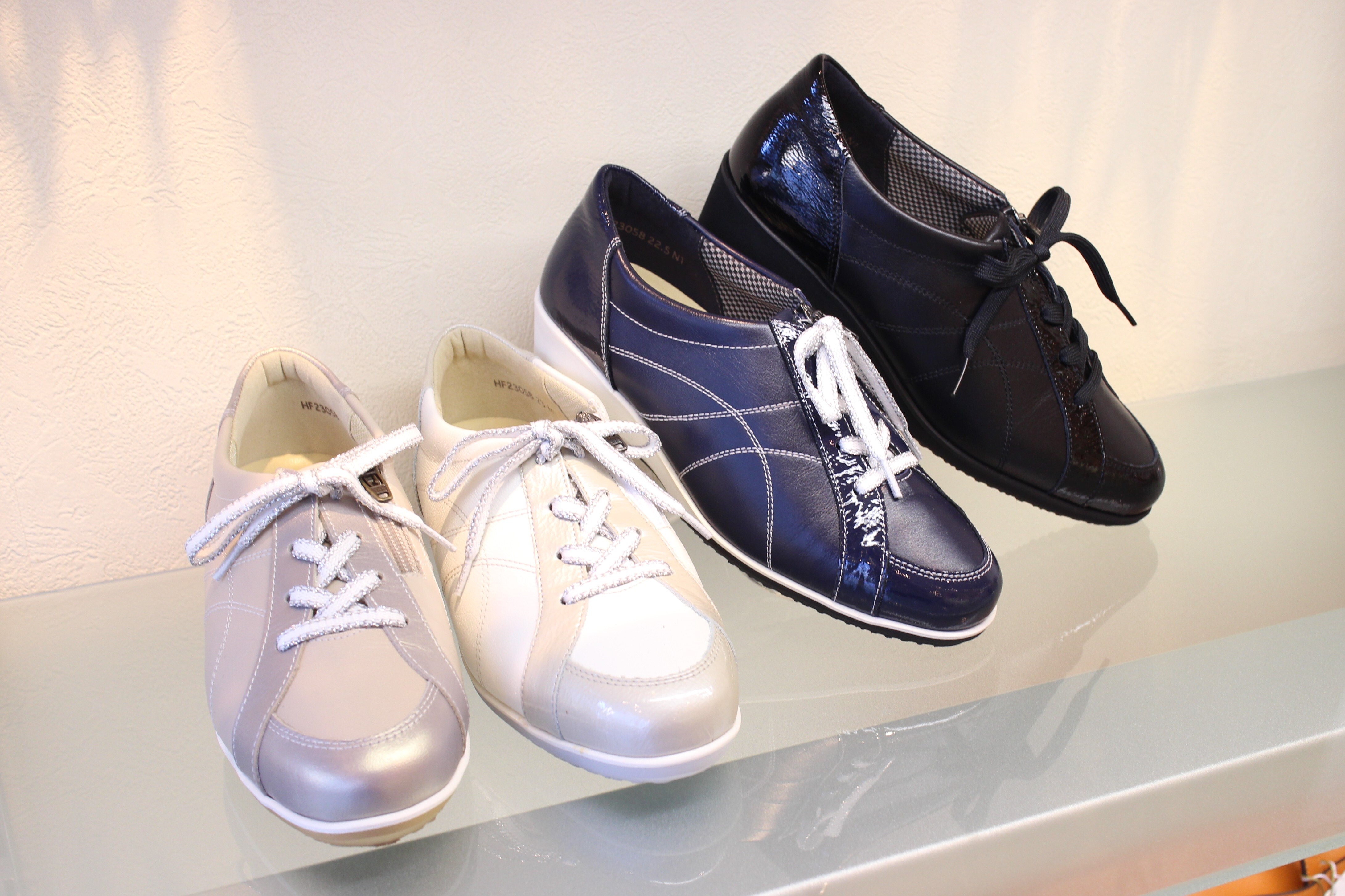 銀座ヨシノヤ ヨシノヤ Yo Hf 履き心地派スリムなスタイルのレースアップシューズ 大和靴店 N Shop