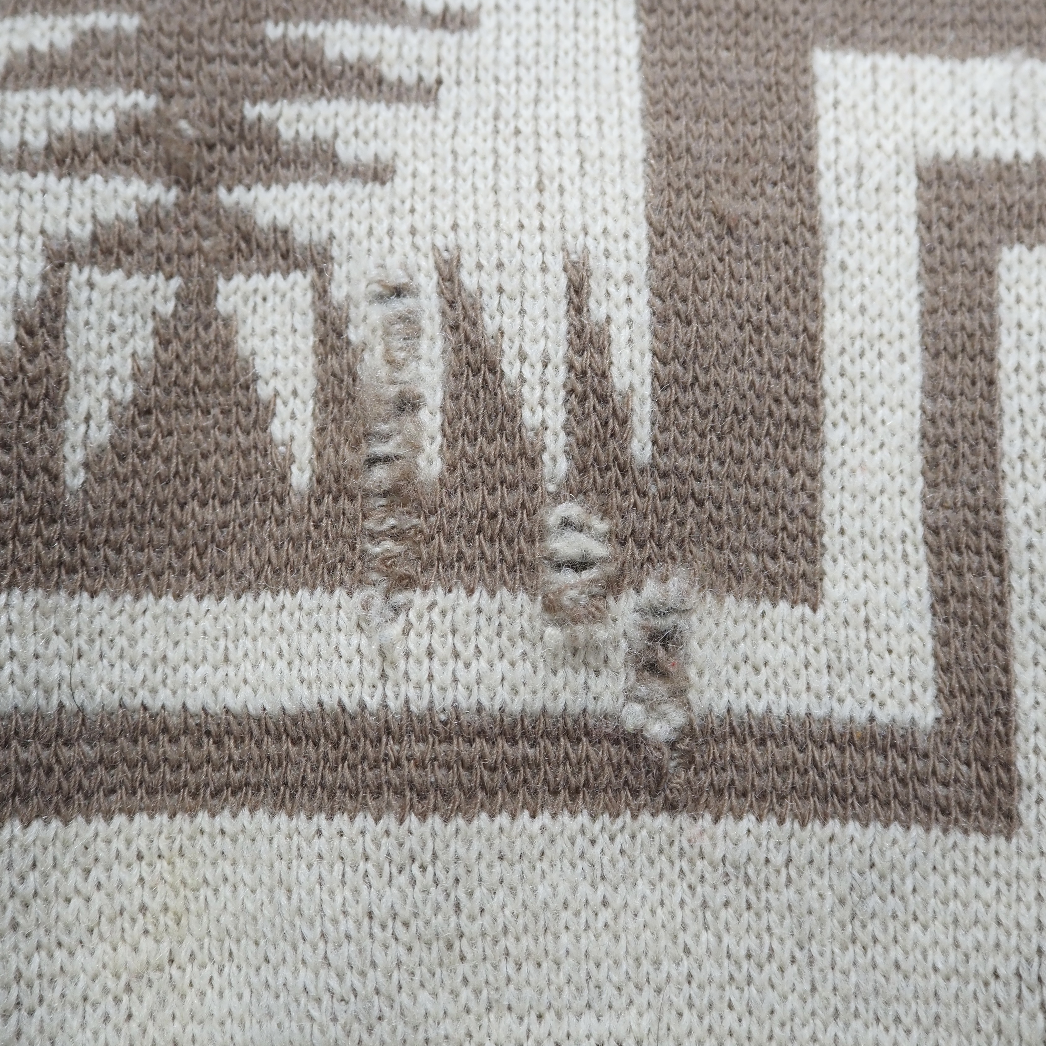 70’s-80’s Pendleton ウールニット ネイティブ柄 の画像 8