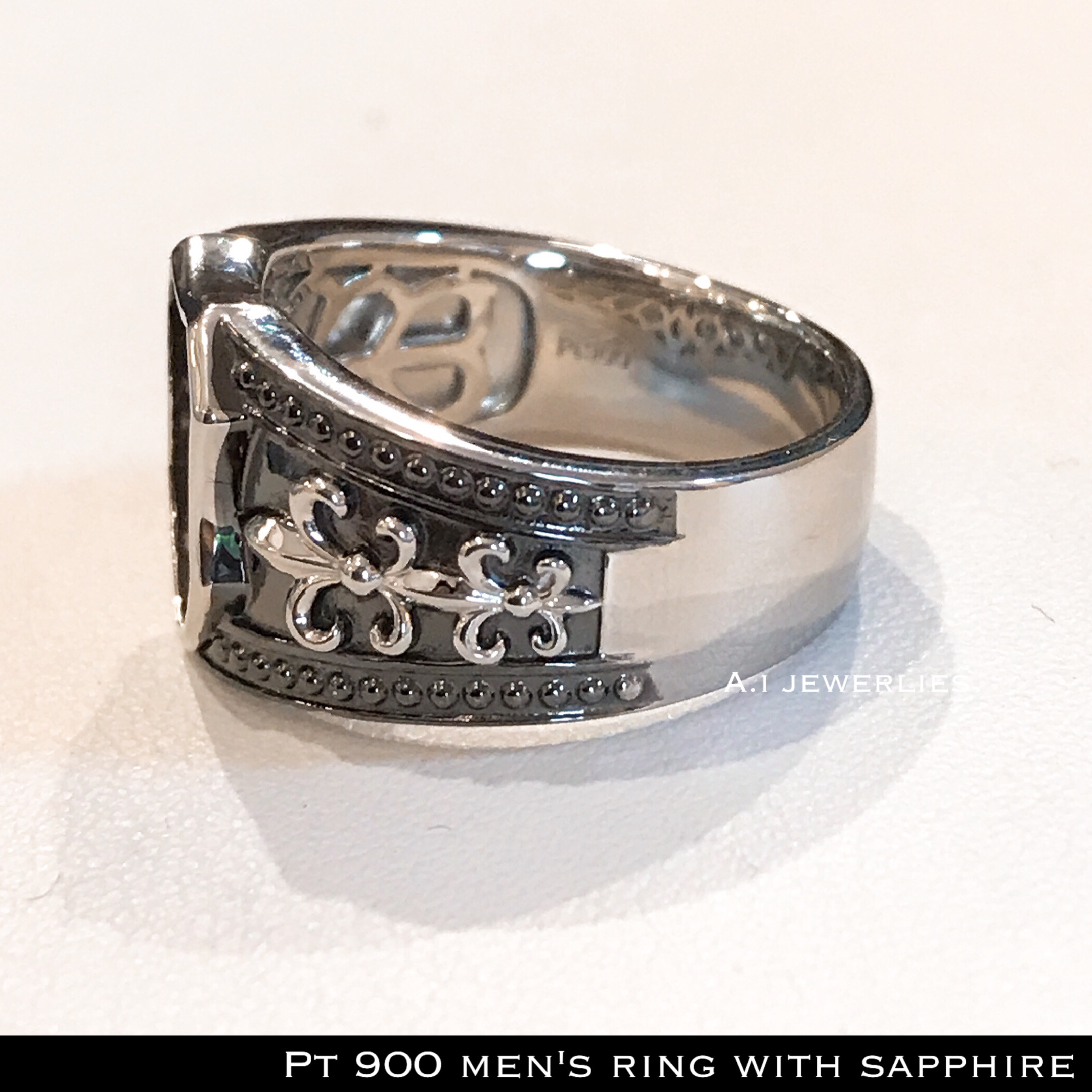 Pt 900 プラチナ メンズ リング 天然サファイヤ 付き Pt 900 Men S Ring With Sapphire A I Jewelries エイアイジュエリーズ