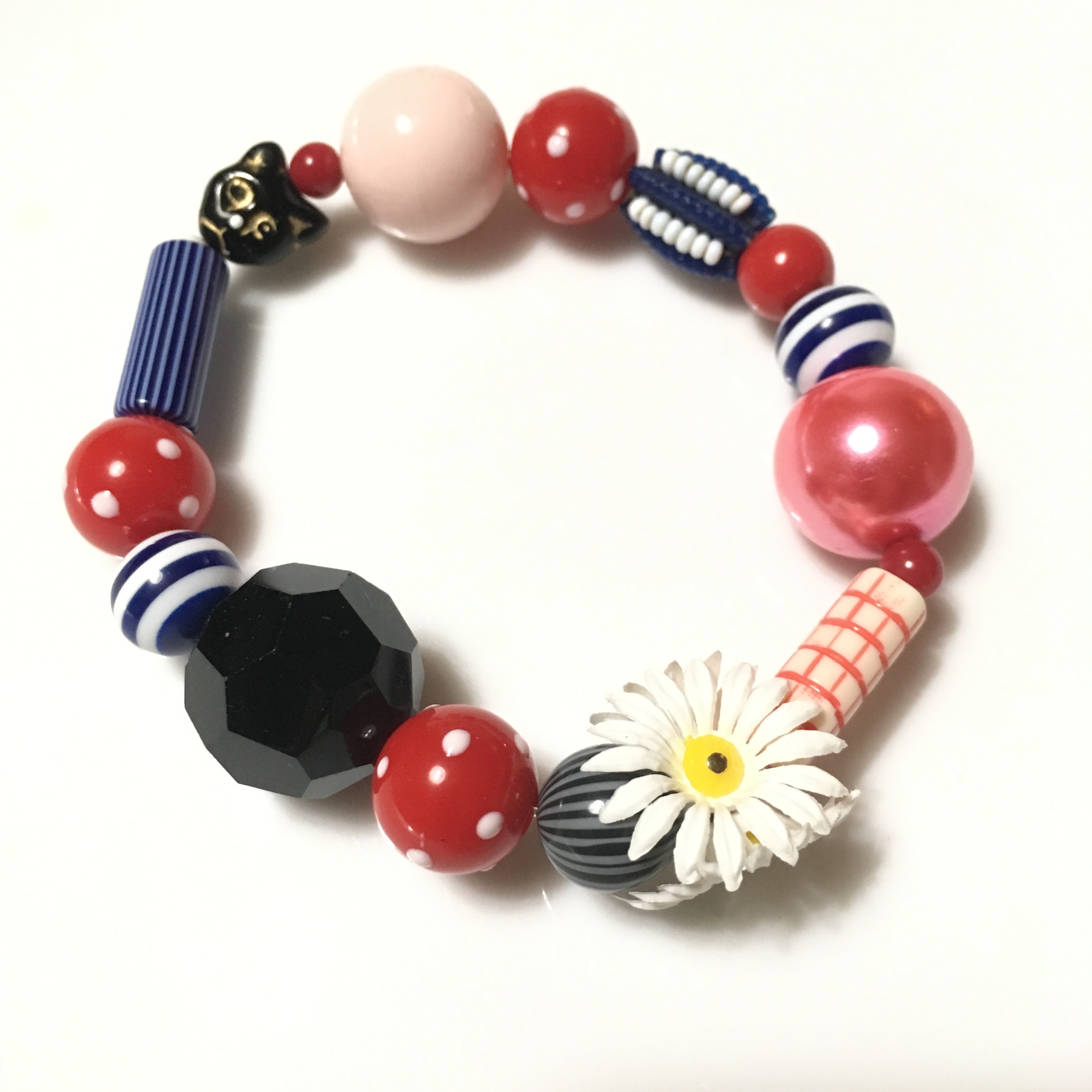 S638 黒猫とマーガレット ゴムブレスレット Webshopシスター社 オリジナルアクセサリー