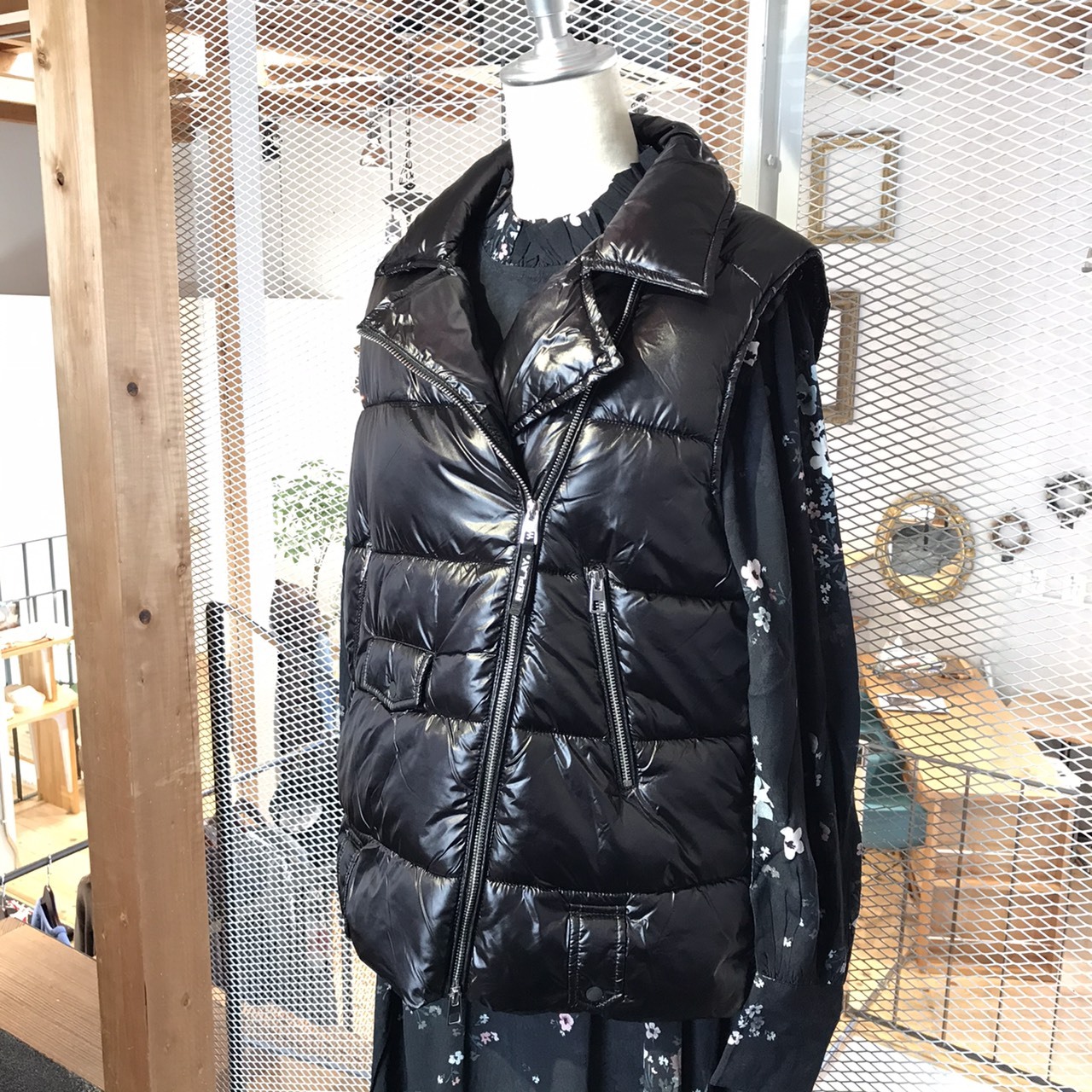 Replay エコダウンライダースベスト Colombe