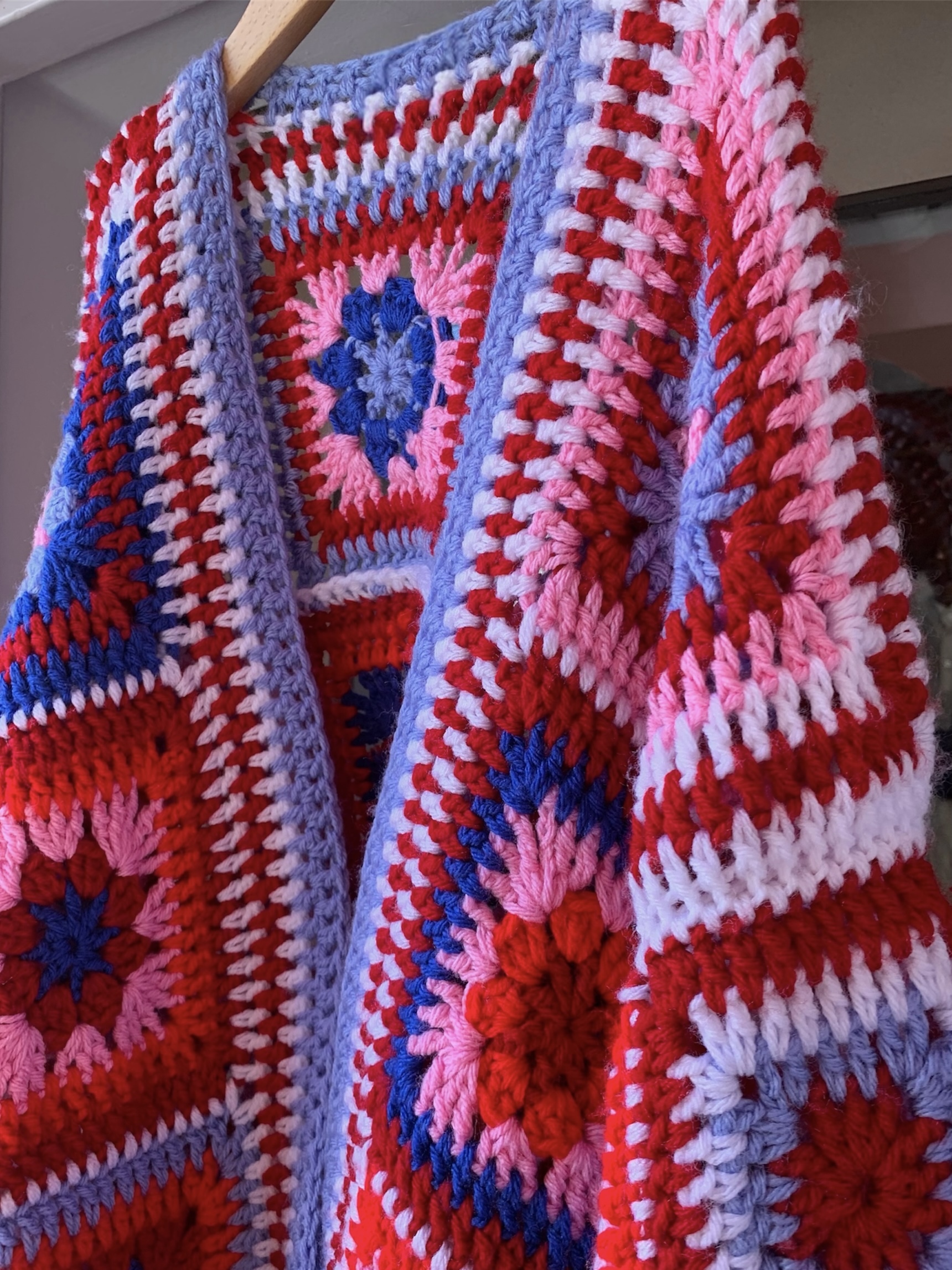 Crochet granny square cardigan の画像 9