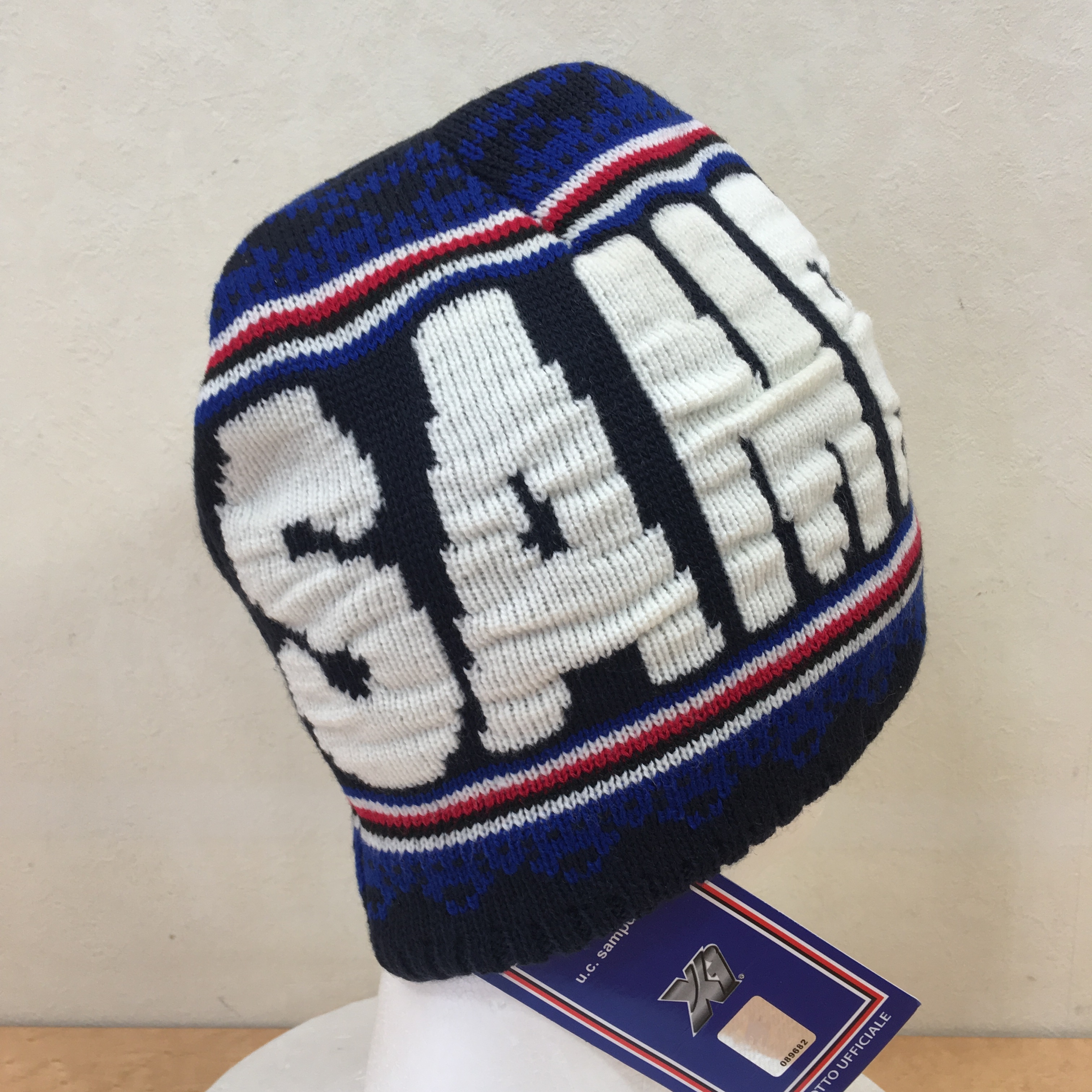 送料無料 Sampdoria サンプドリア ニット帽 裏フリース Freak スポーツウェア通販 海外ブランド 日本国内未入荷 海外直輸入 送料無料 Sampdoria サンプドリア ニット帽 裏フリース Freak スポーツウェア通販 海外ブランド 日本国内未入荷 海外直輸入