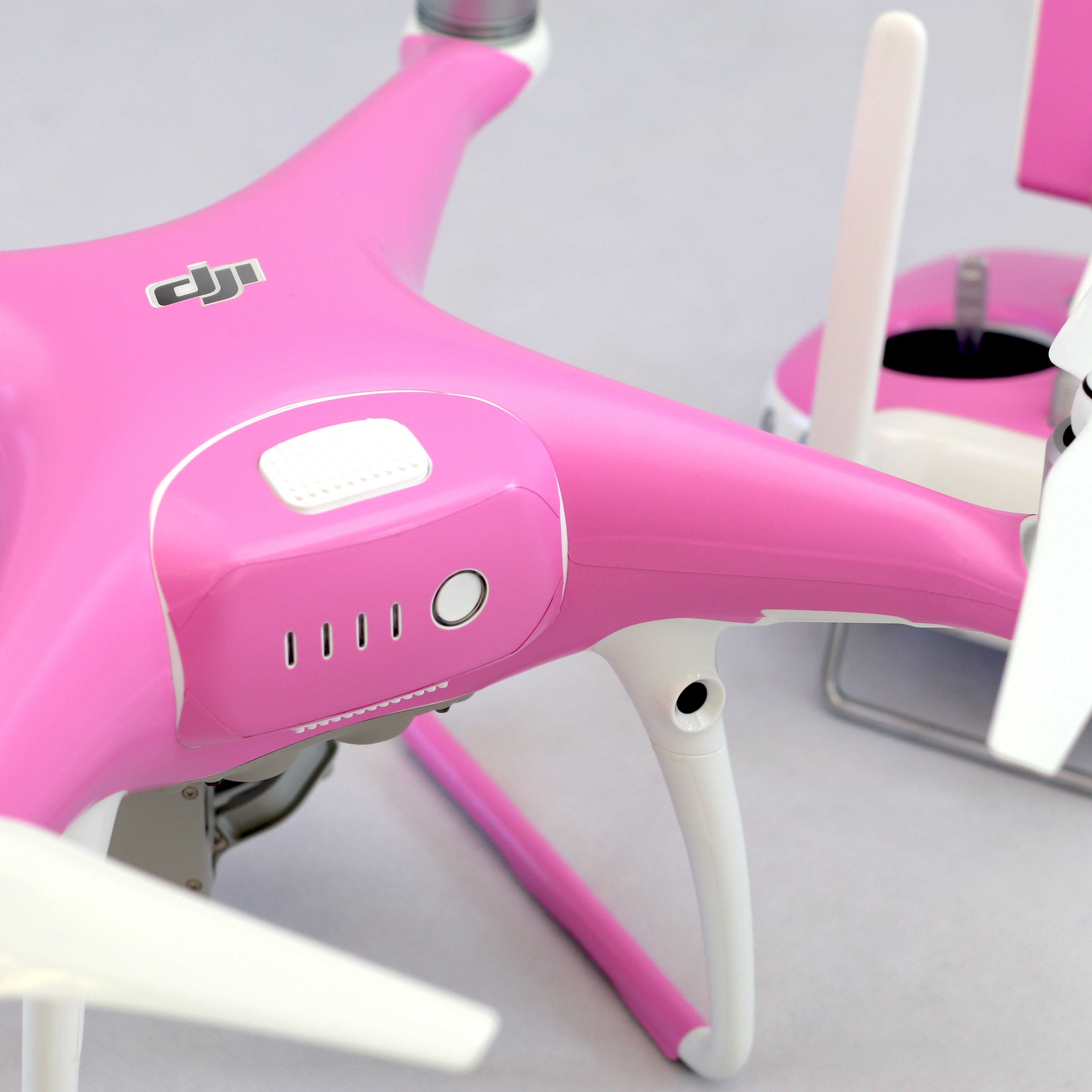 Dronewraps ドローン用のラッピングフィルム販売サイト