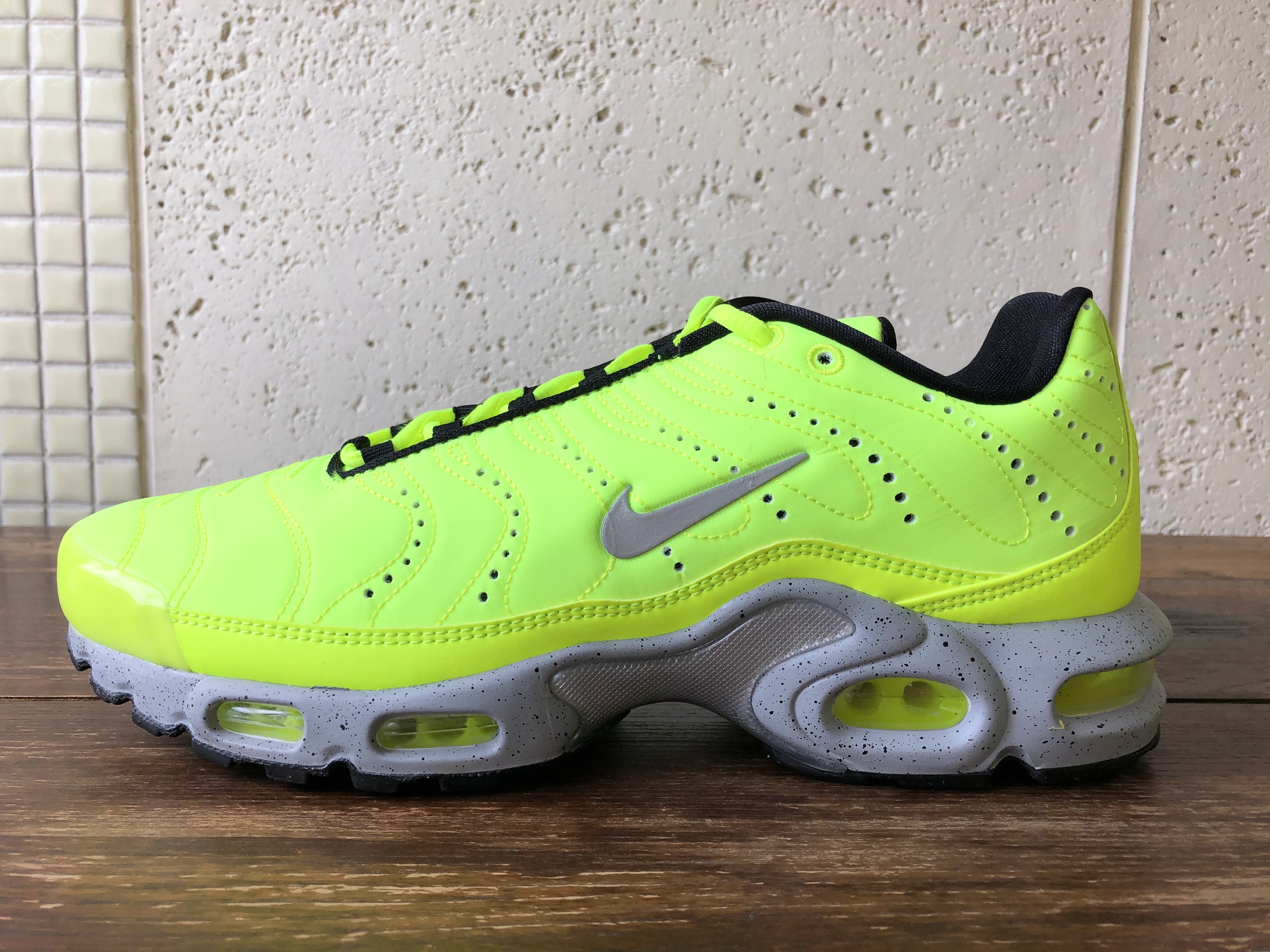 air max plus prm volt