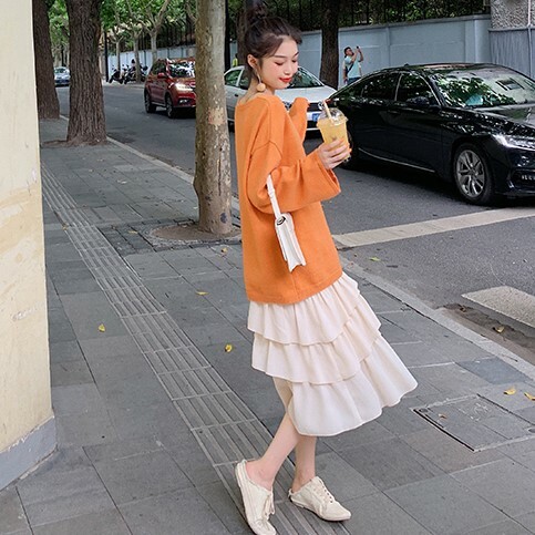 秋新作 ワンピース レディース 膝丈ワンピース ひざしたワンピース 膝下ワンピース ワンピースレディース 膝丈 ワンピースドレス 韓国ワンピース 秋 冬 春 夏 ブラック ホワイト フリル フリルスカート キャミソール インナー アプリコット Viento