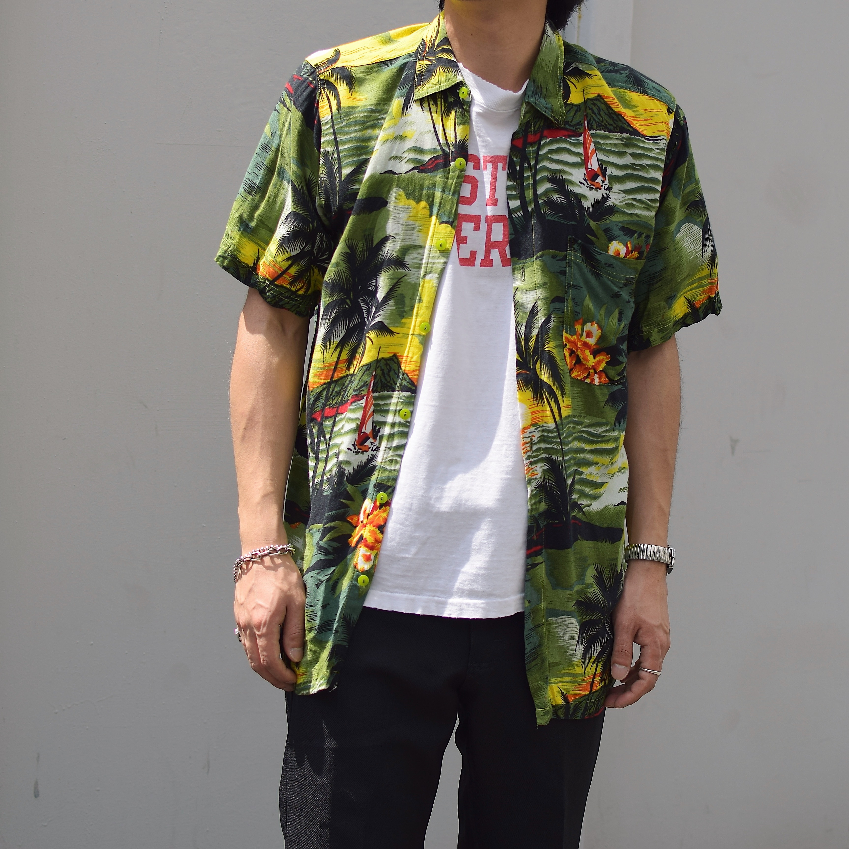 Vintage 80〜90's Short Sleeve Rayon Hawaiian Shirt の画像 3