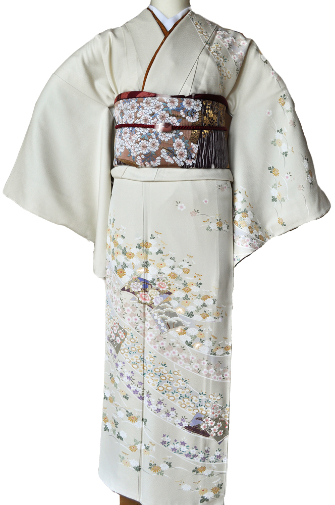 訪問着レンタル■上品なベージュ地に菊・桜・梅の小花柄■正絹フリーサイズhu10〔往復送料無料〕 - 画像2