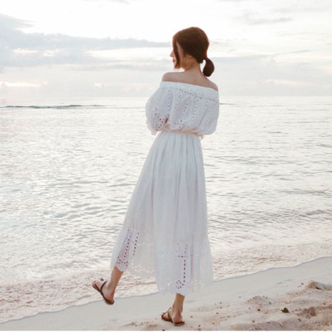 大人可愛い カットワークオフショルワンピース ワンピース ロング丈 オフショルダー 半袖 無地 フェミニン 大人可愛い ガーリー 春夏 お出かけ お呼ばれ デート 女子会 Wp Ayumina