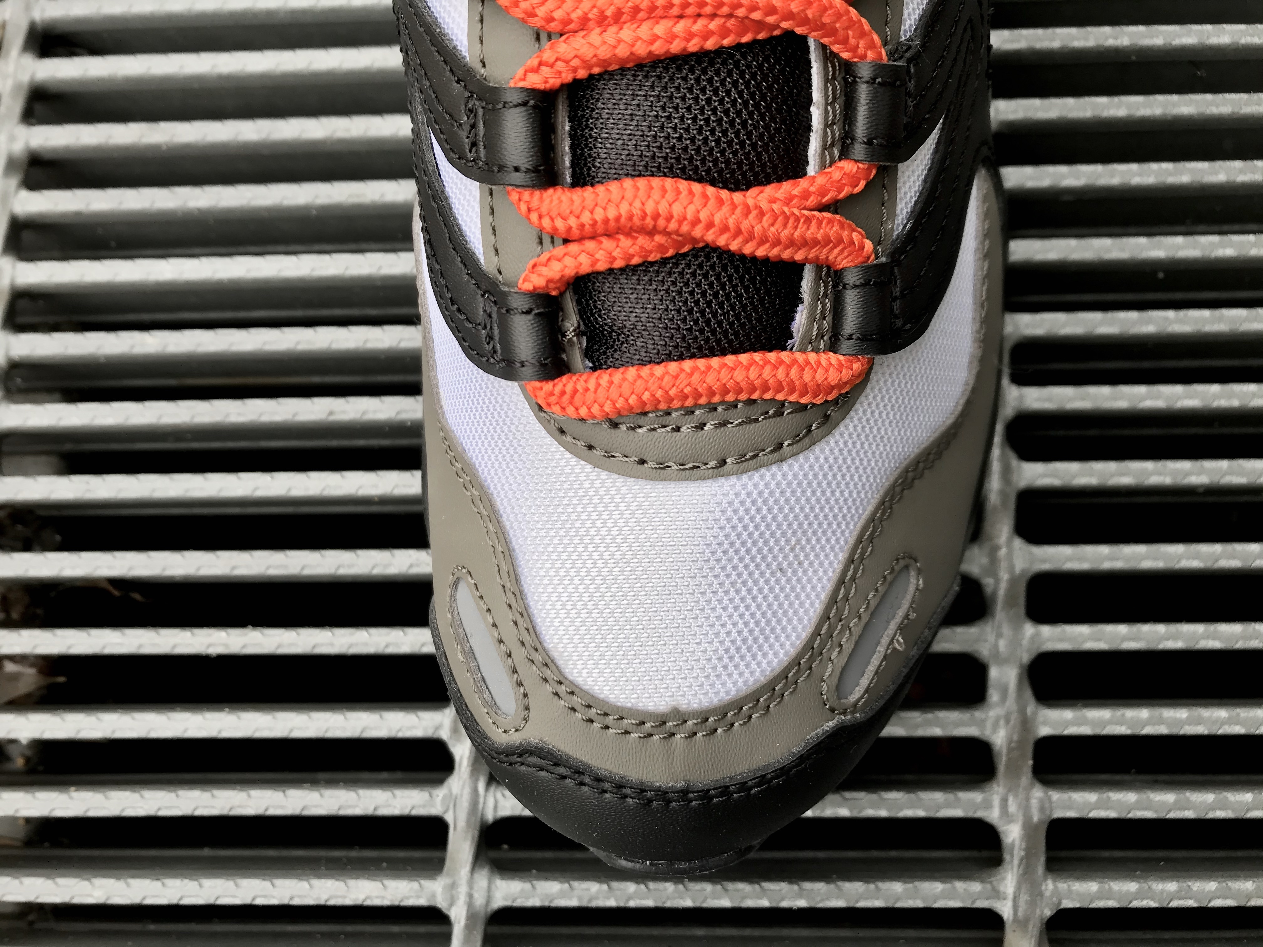 nike air terra humara anthracite