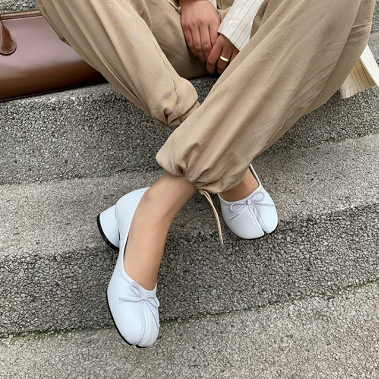 安い特注 足袋パンプス リボン 牛革 太ヒール 疲れない 大人可愛い きれいめ こなれ感 春夏 お出かけ 総代理店 Ssl Daikyogo Or Jp