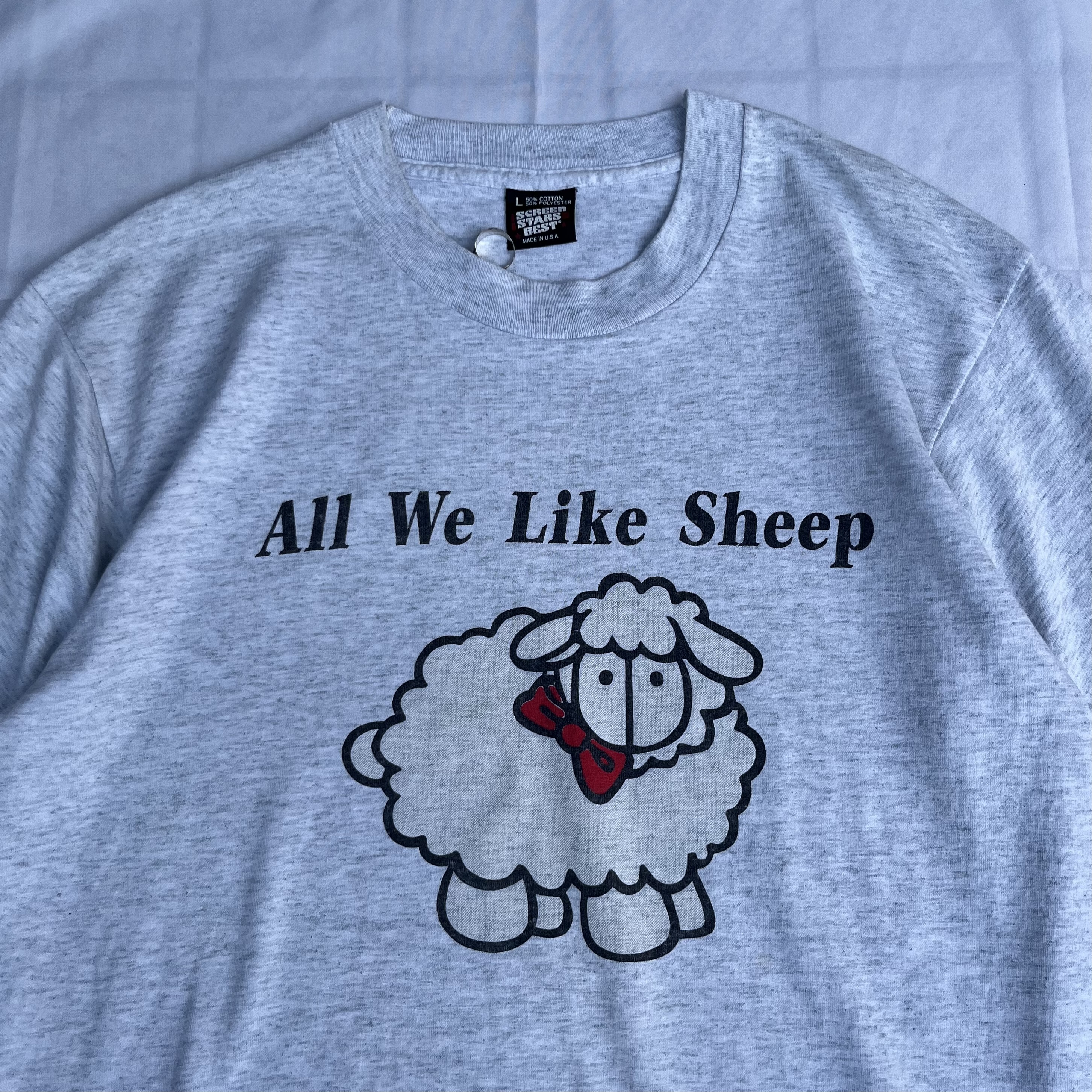 90’s Graphic Tee “All We Like Sheep” の画像 3