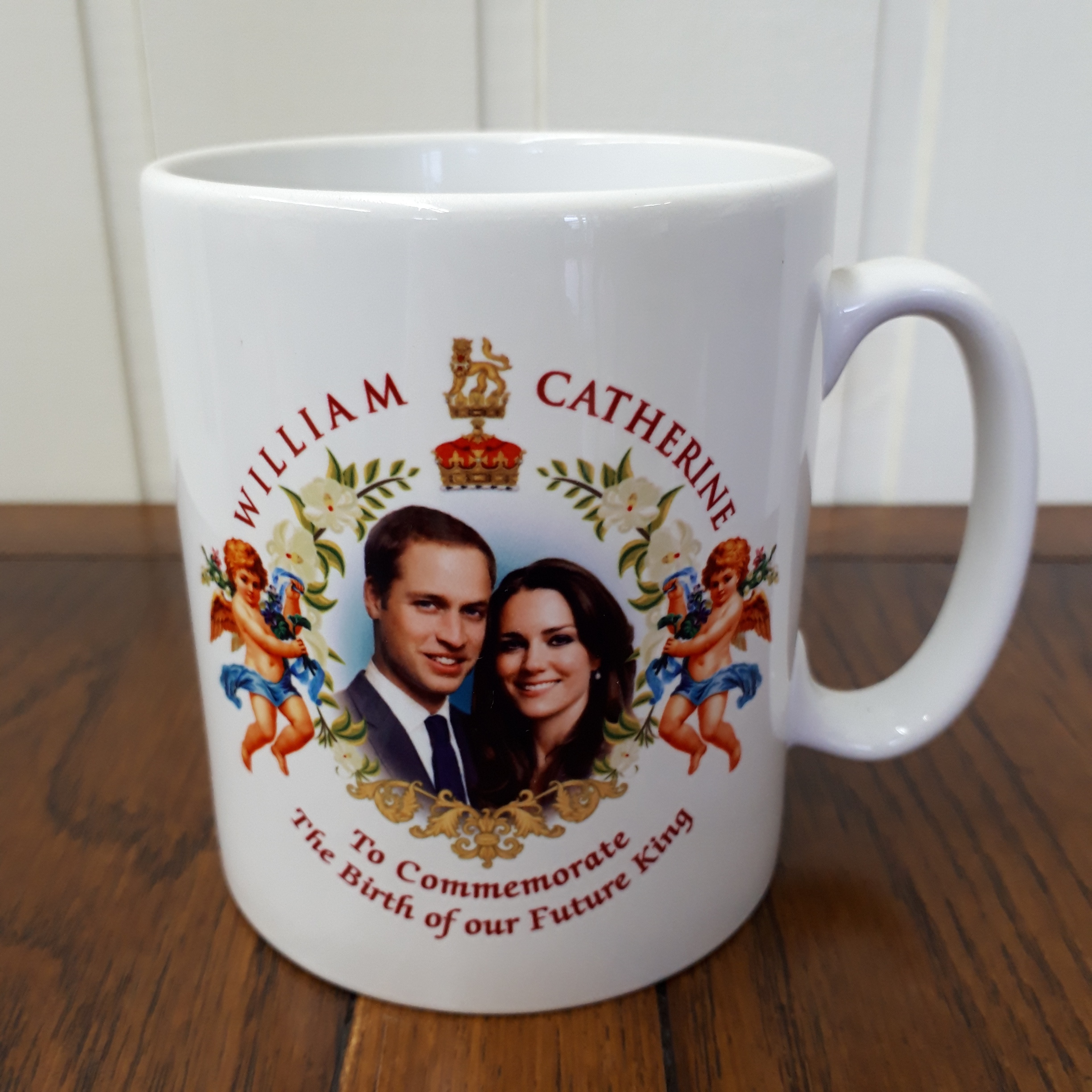 イギリス マグカップ ウィリアム王子 キャサリン妃 1702 Y 44 British Fan