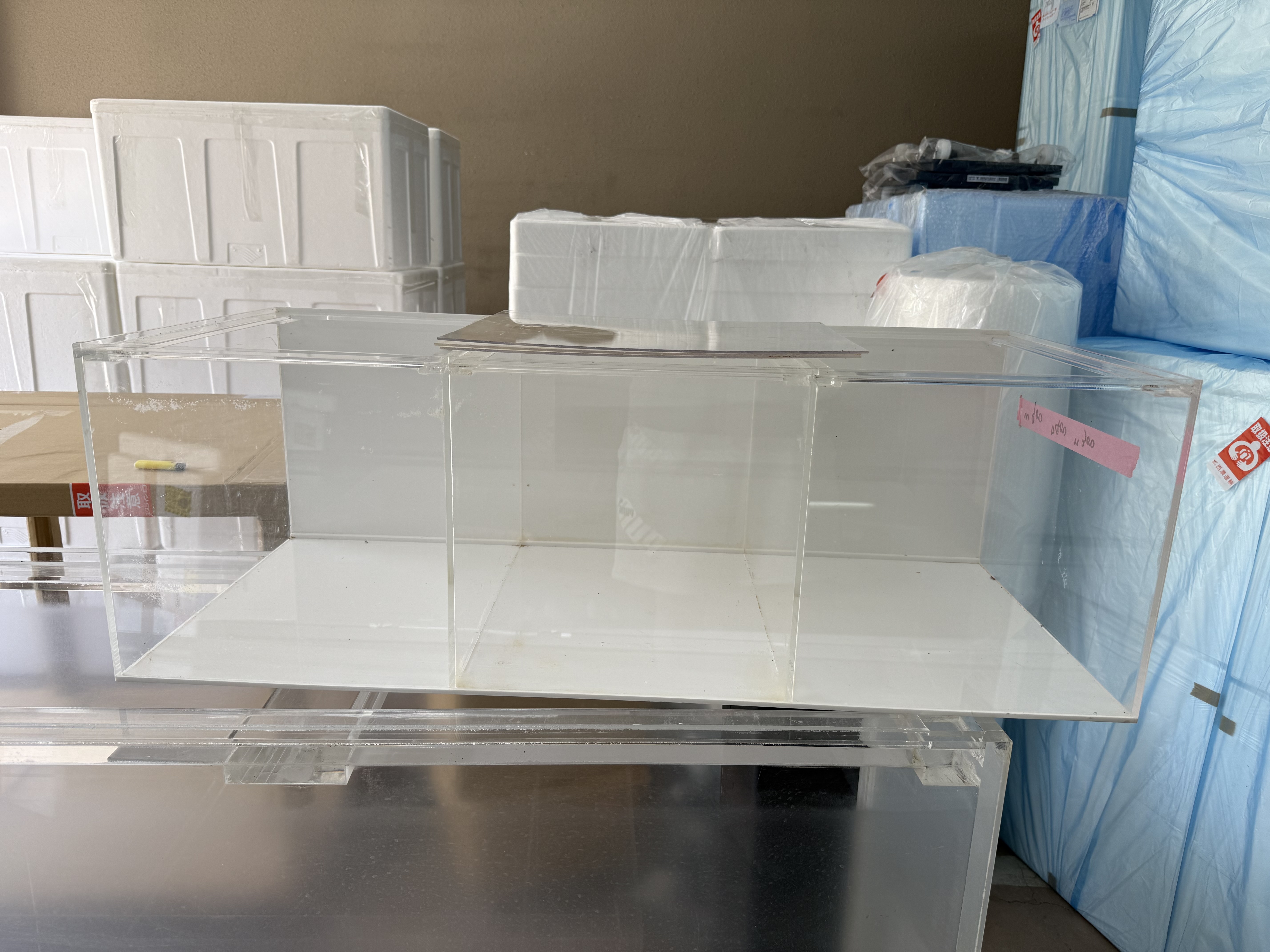 中古水槽　900×400×300　底背面白水槽　フタセット　3室　店頭引取のみ