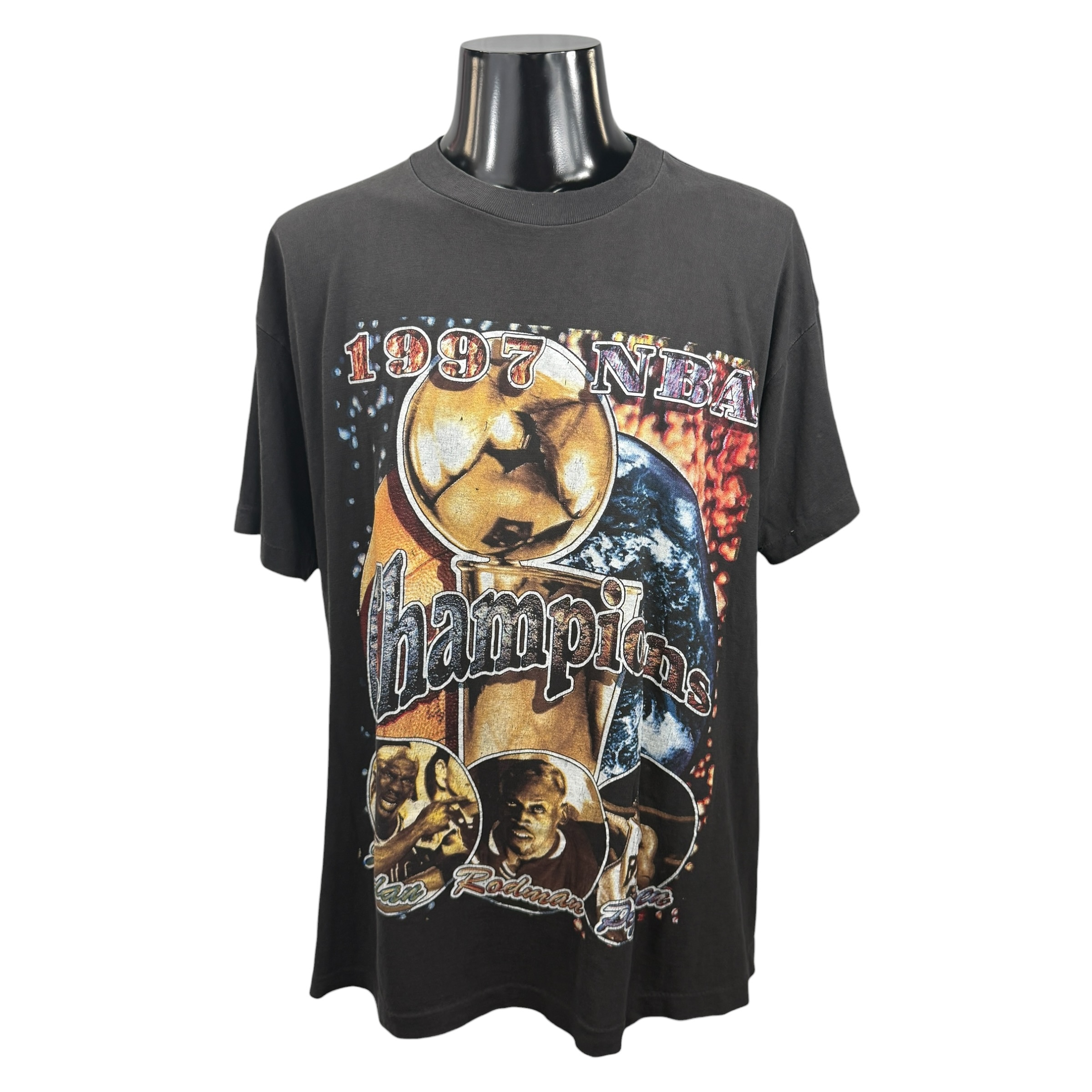 【CHICAGO BULLS】シカゴ・ブルズ “1997 NBA CHAMPIONS” 90’s Rap Tシャツ