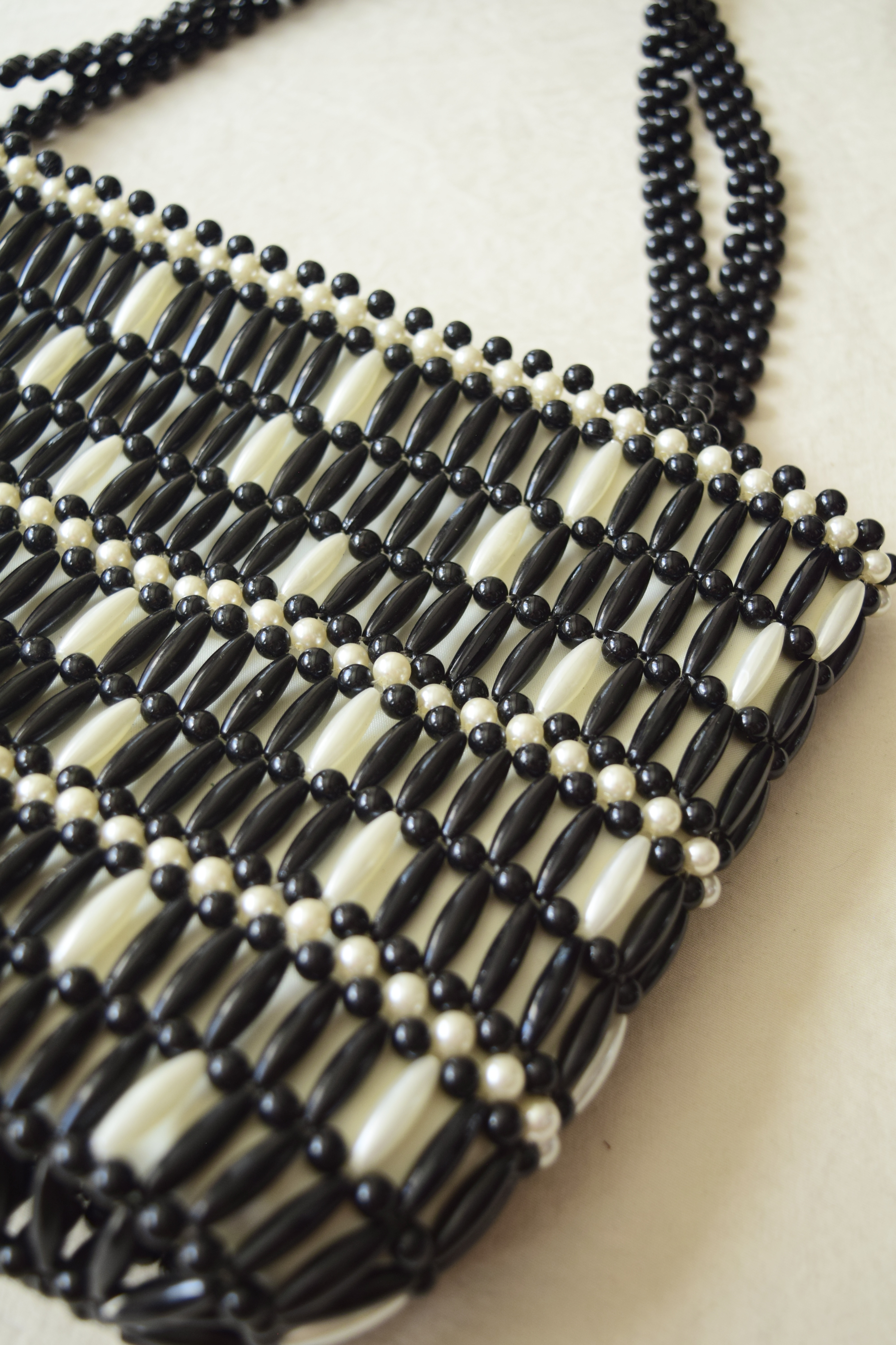 Beaded hand bag の画像 3
