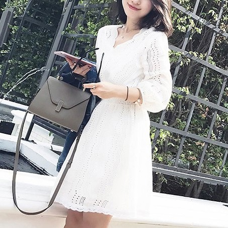 透け感が女らしさを底上げする上品なワンピース レディース Aラインワンピース ｘラインワンピース ベイクドカラー ウエストマーク 脚長効果抜群 ミニ丈 デザインスリーブ 七分丈 Vネック ラフ フェミニン ボタニカル デート 女子会 代 30代 40代 Ailla アイラ