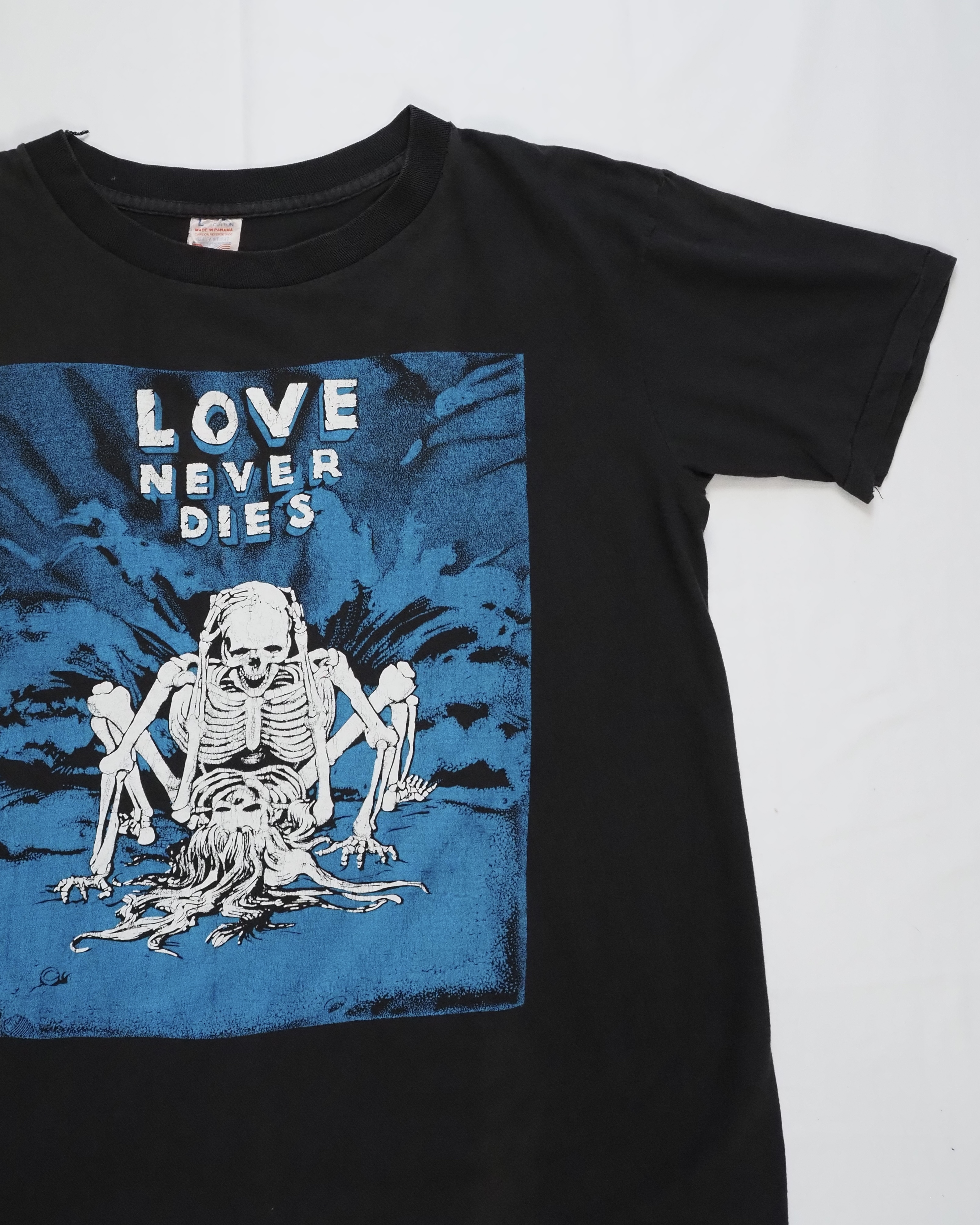 【5/6(水) 20:00入荷】80’s Love never dies Tシャツ スカル の画像 4