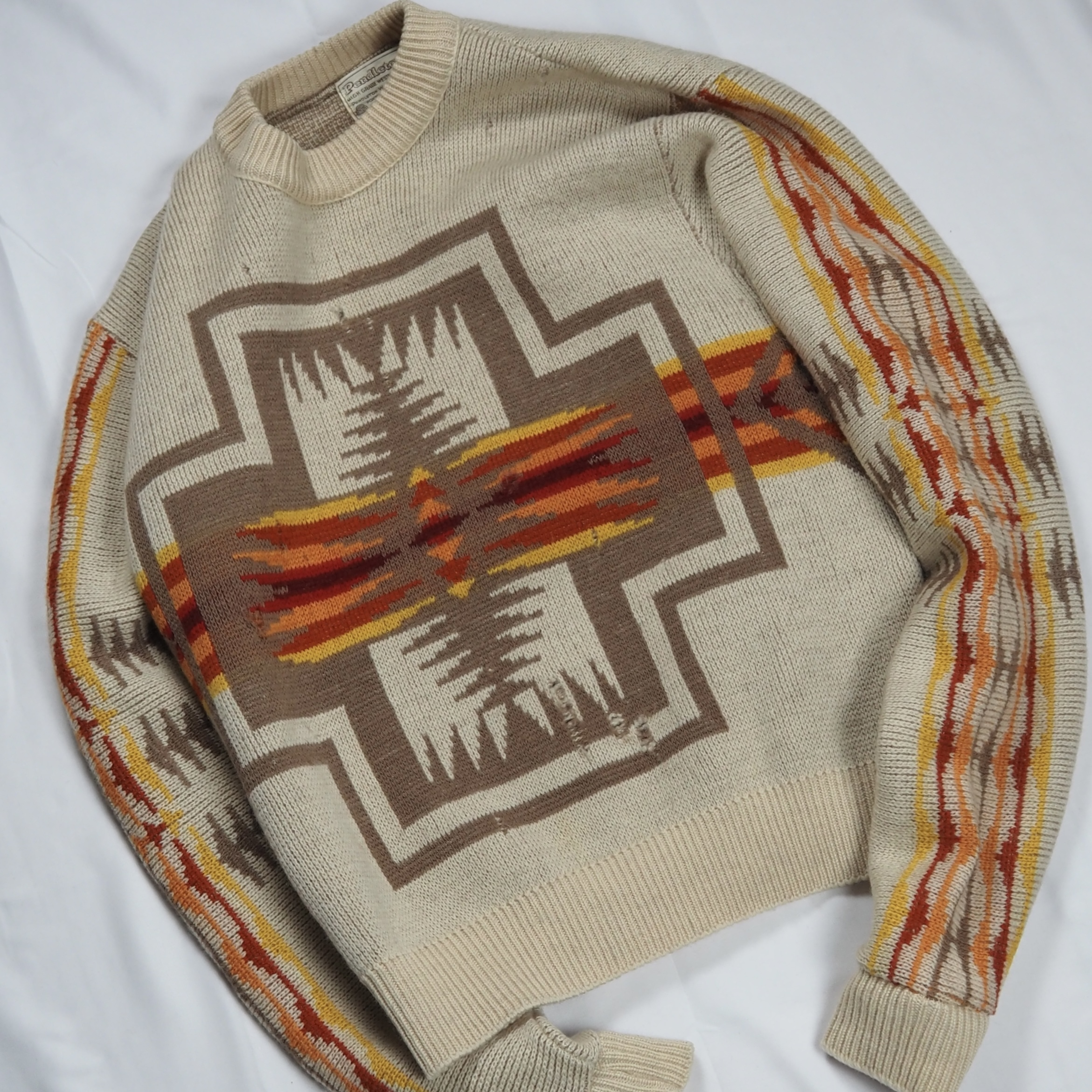 70’s-80’s Pendleton ウールニット ネイティブ柄 の画像 2