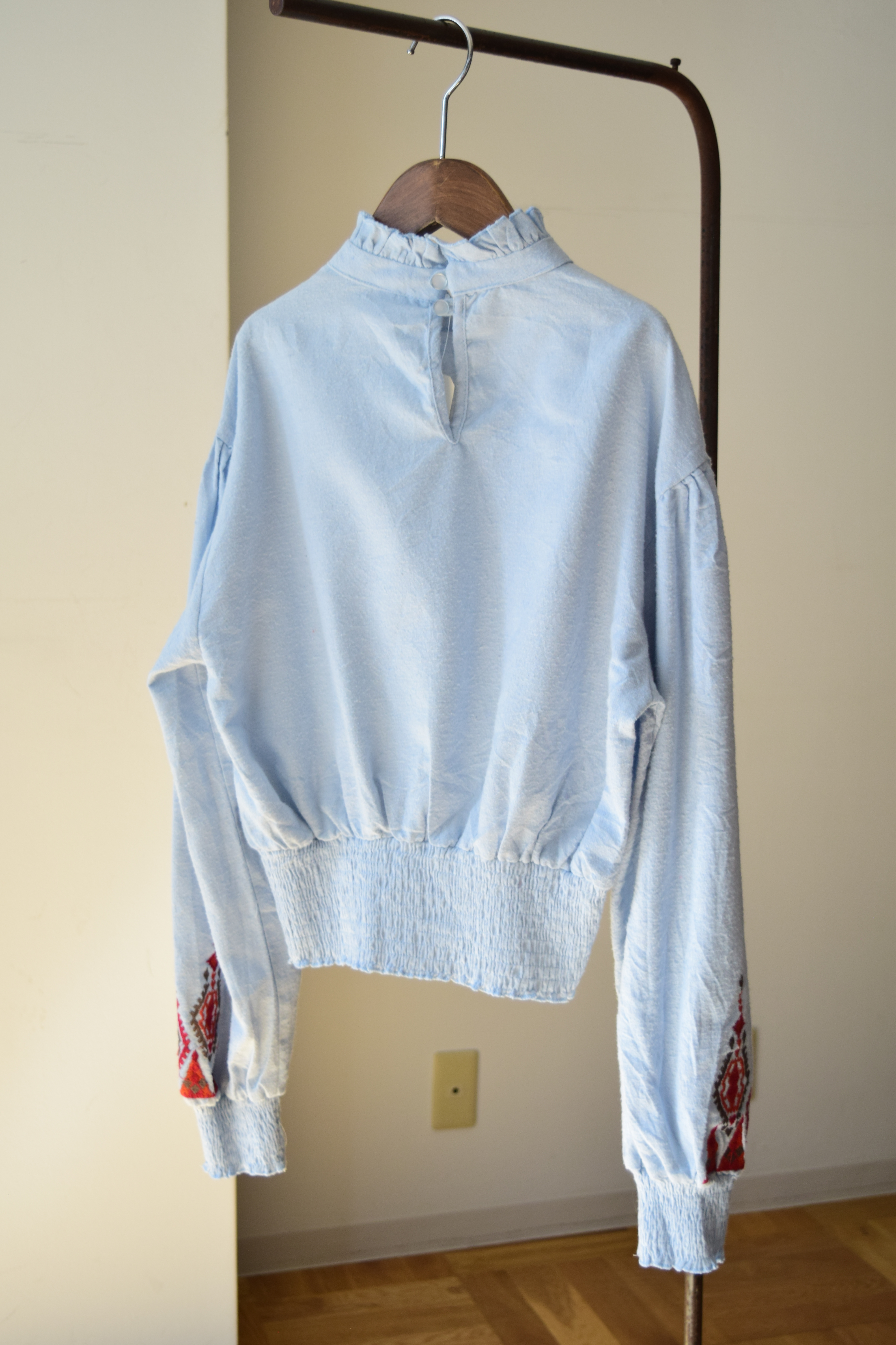 Embroidery frill blouse の画像 4