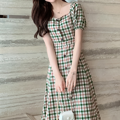 送料無料 ミモレ丈ワンピース 半袖 チェック柄 大人可愛い ガーリー お呼ばれコーデ きれいめ 春コーデ 夏コーデ 清楚系 デートコーデ モテコーデ おしゃれ 可愛いデザイン Eine Katze 送料無料 ミモレ丈ワンピース 半袖 チェック柄 大人可愛い ガーリー お呼ばれコーデ きれいめ 春コーデ 夏コーデ 清楚系 デートコーデ モテコーデ おしゃれ 可愛いデザイン Eine Katze