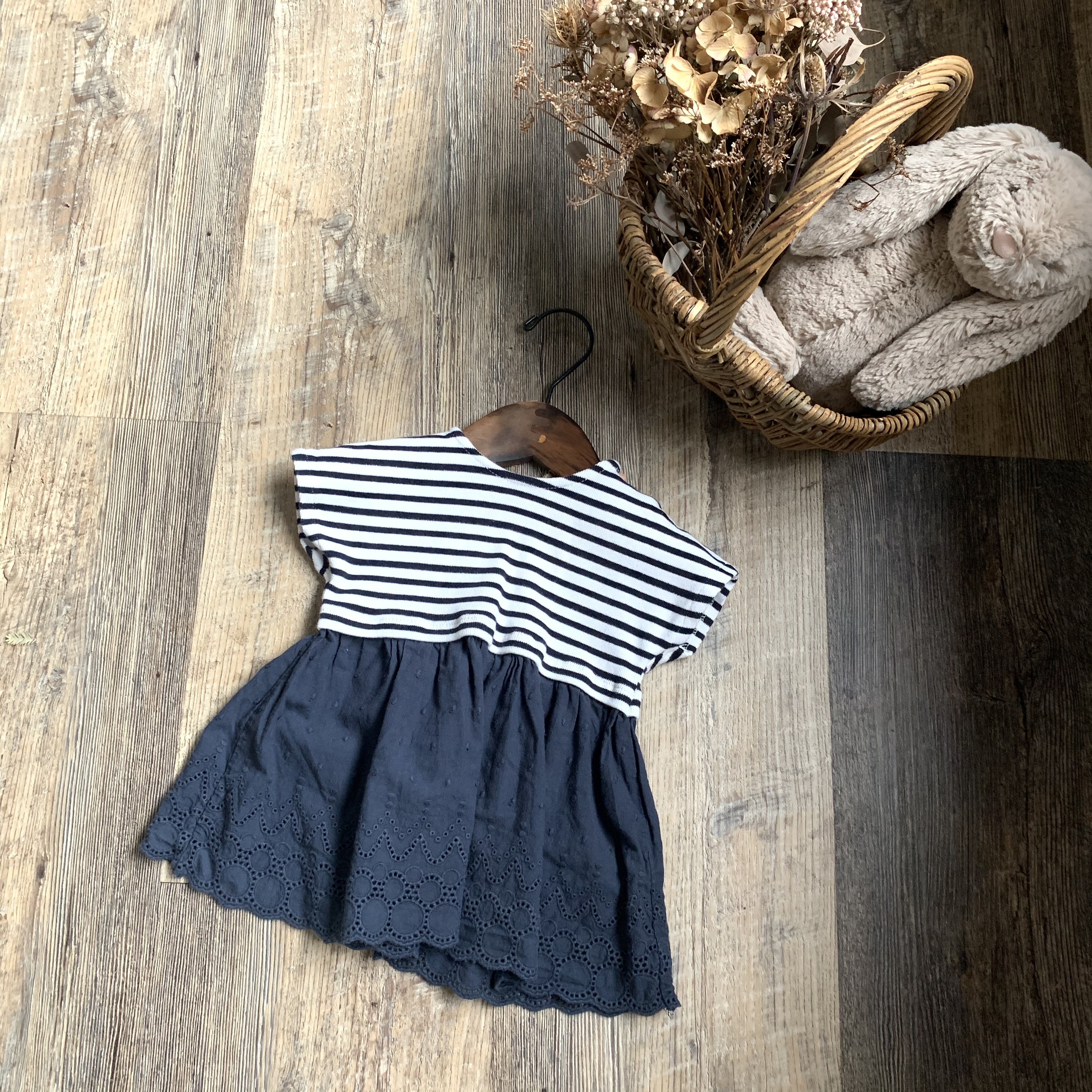 Zara 80cm 裾レースボーダーワンピース Tetoteto