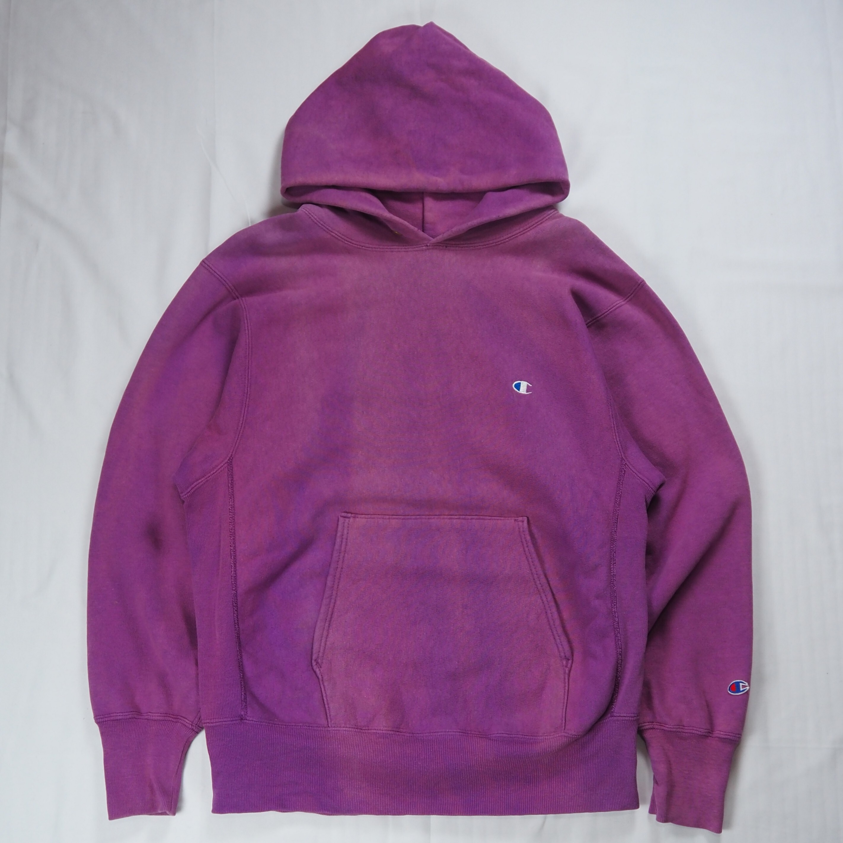 【9/23 20:00入荷】90's Champion リバースフーディ フェード パープル Mサイズ